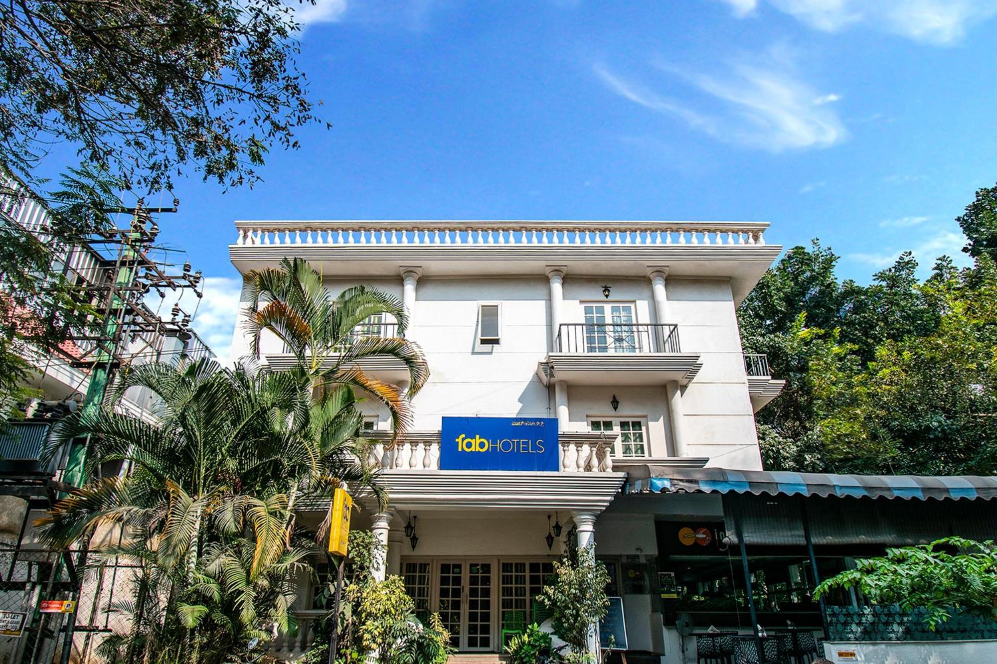 Hotel Fabhotel Park - Indiranagar 3*