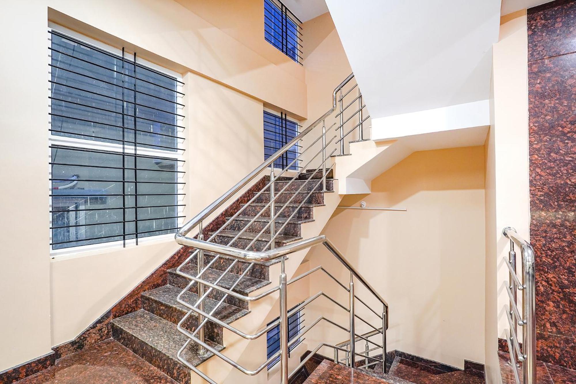 Hotel Fabhotel Residency - Nr Biec - International Exhibition Centre Bangalore
