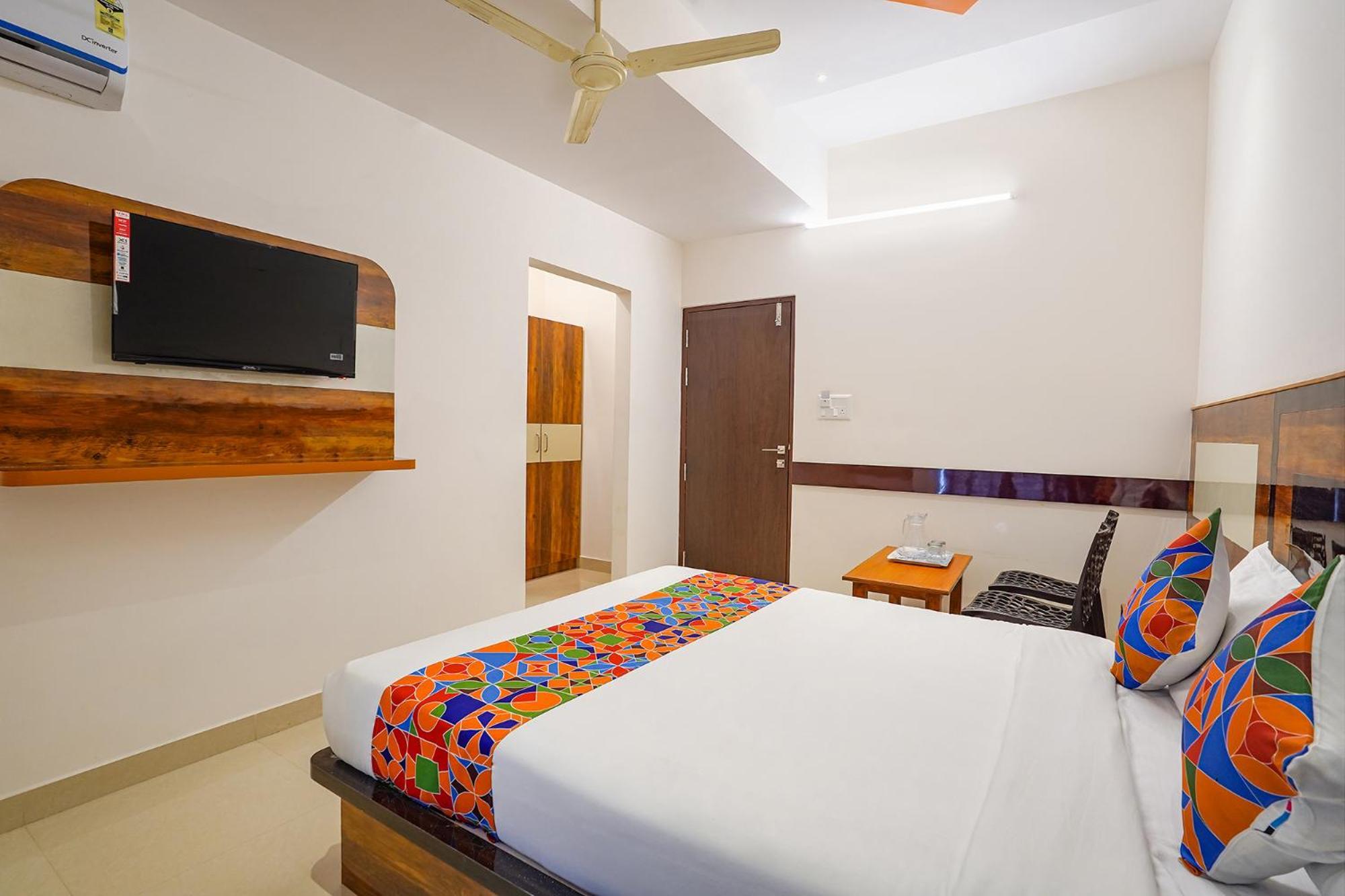 Fabhotel Residency - Nr Biec - International Exhibition Centre 3*