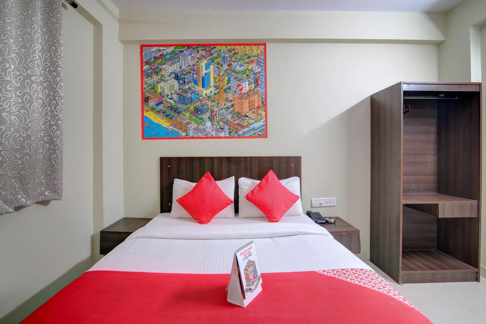 Hotel O Varcity Plaza