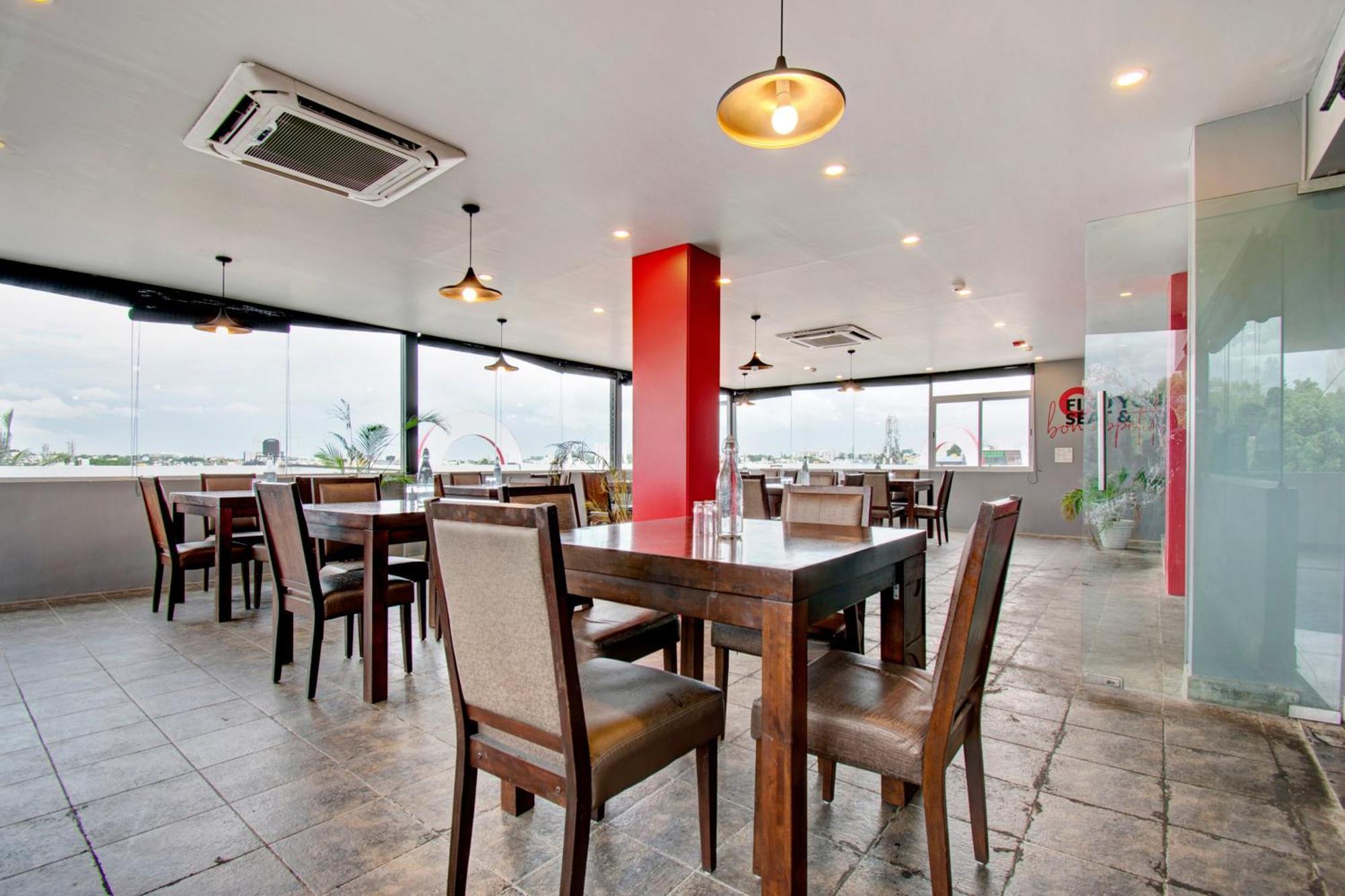Super Townhouse Ulsoor Hotel