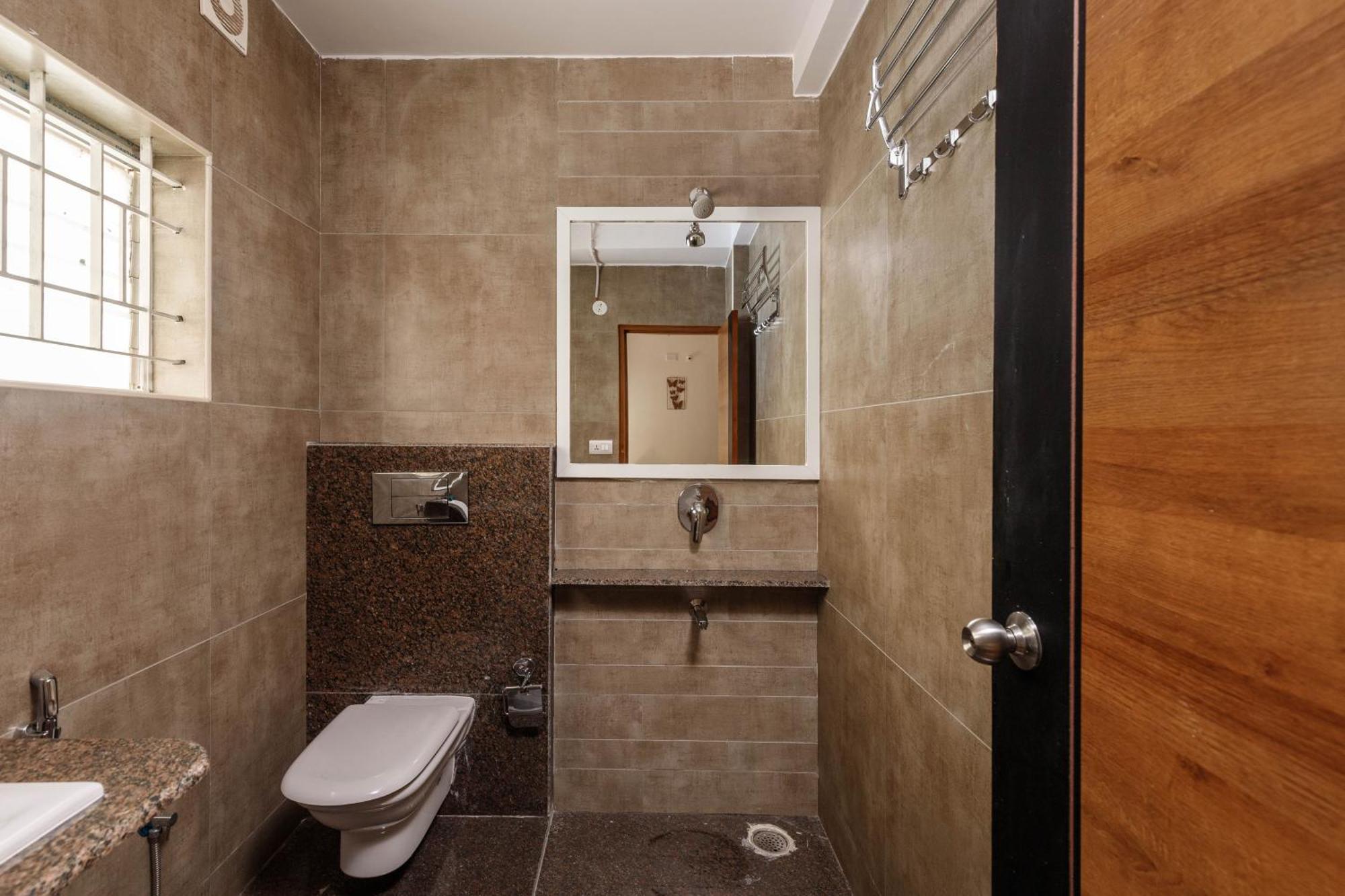 Pinnacle Serviced * Bangalore