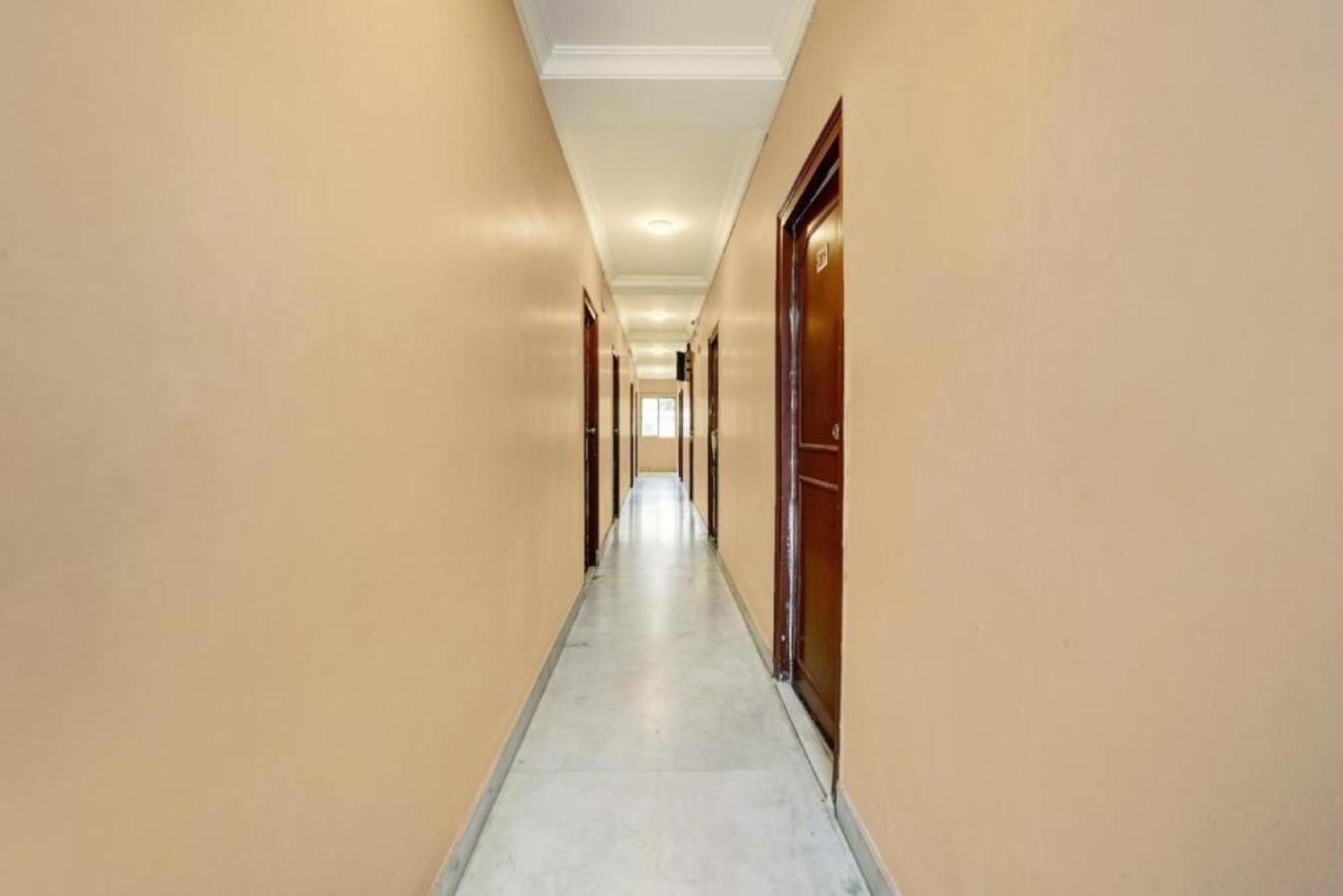 Octave Benaka Delux Hotel 3*