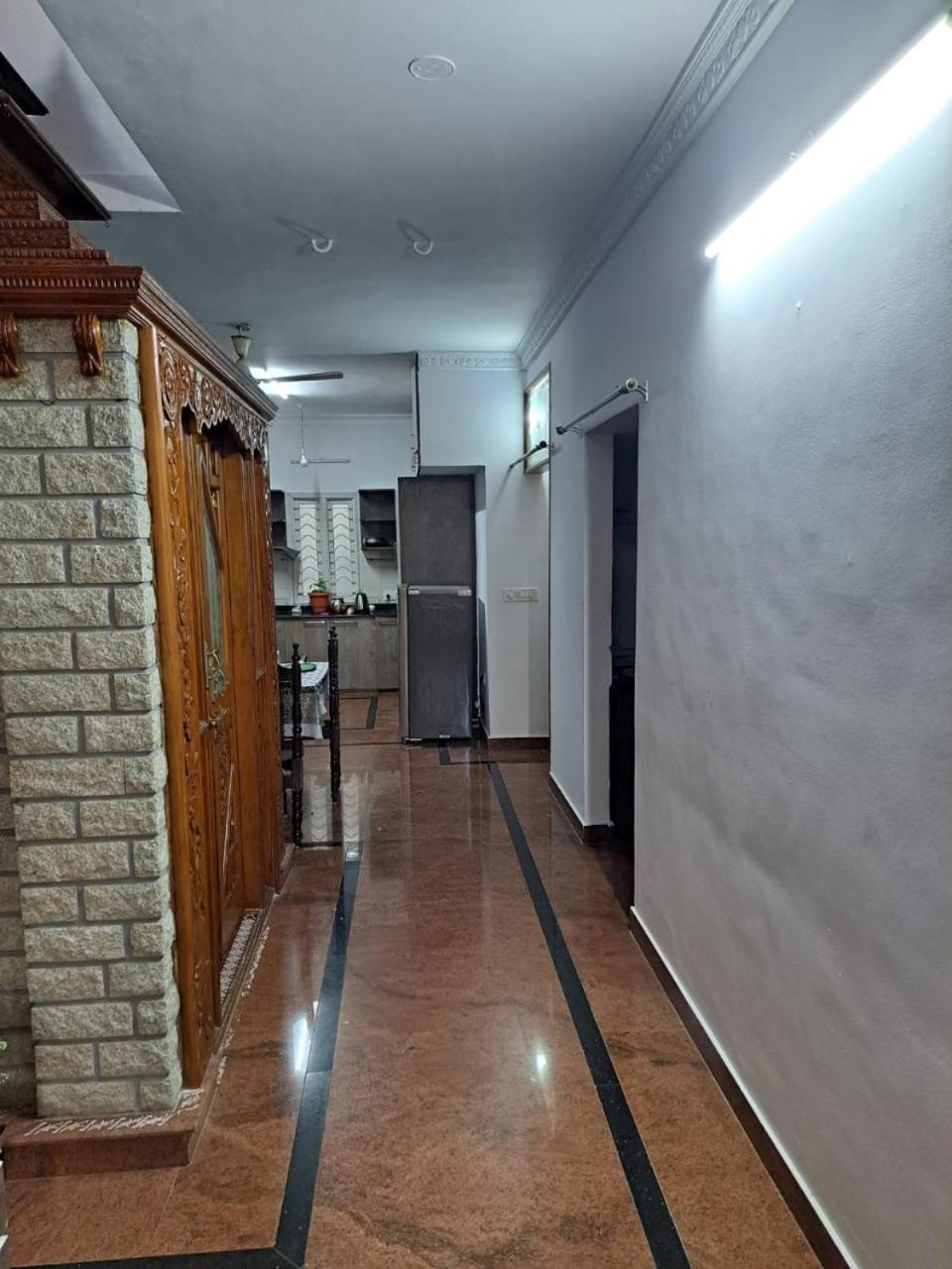 Hebbal Oasis With Fully Private Pool Guest house