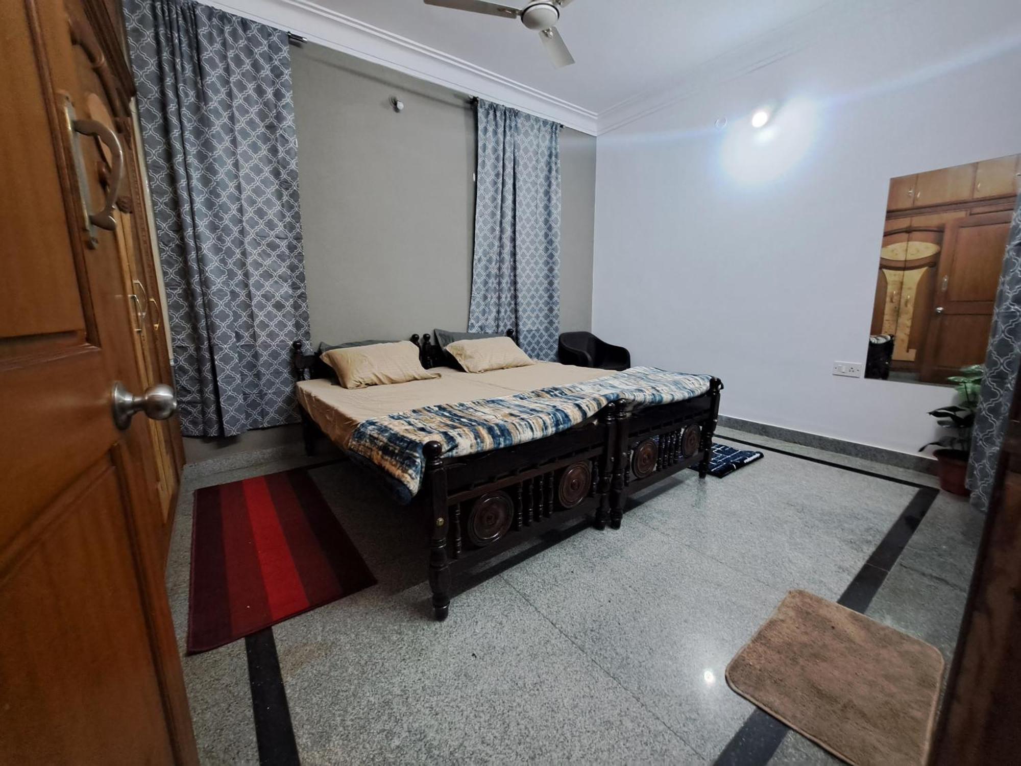Hebbal Oasis With Fully Private Pool Guest house