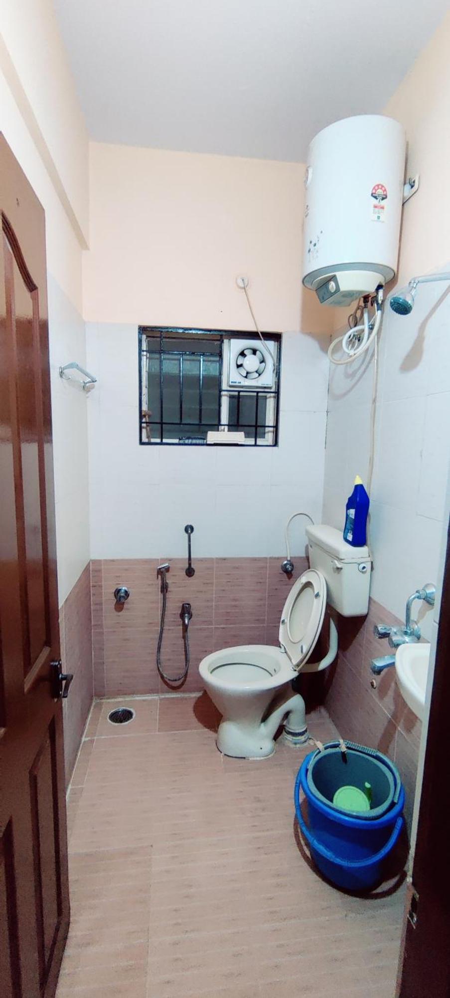 An Affordable Cozy 2 Bhk For Family Or Working Professionals