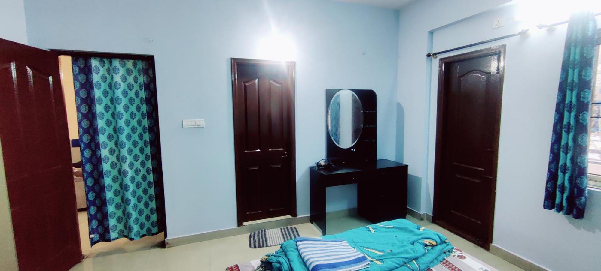 An Affordable Cozy 2 Bhk For Family Or Working Professionals Apartment