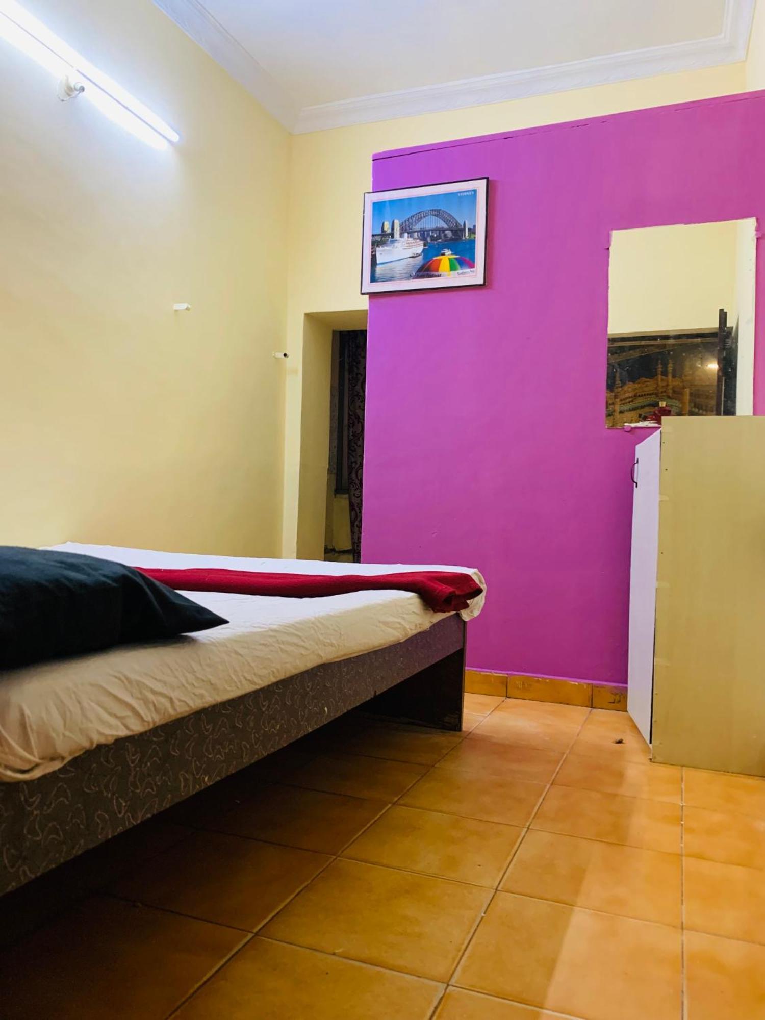 Taeeba Guest house *