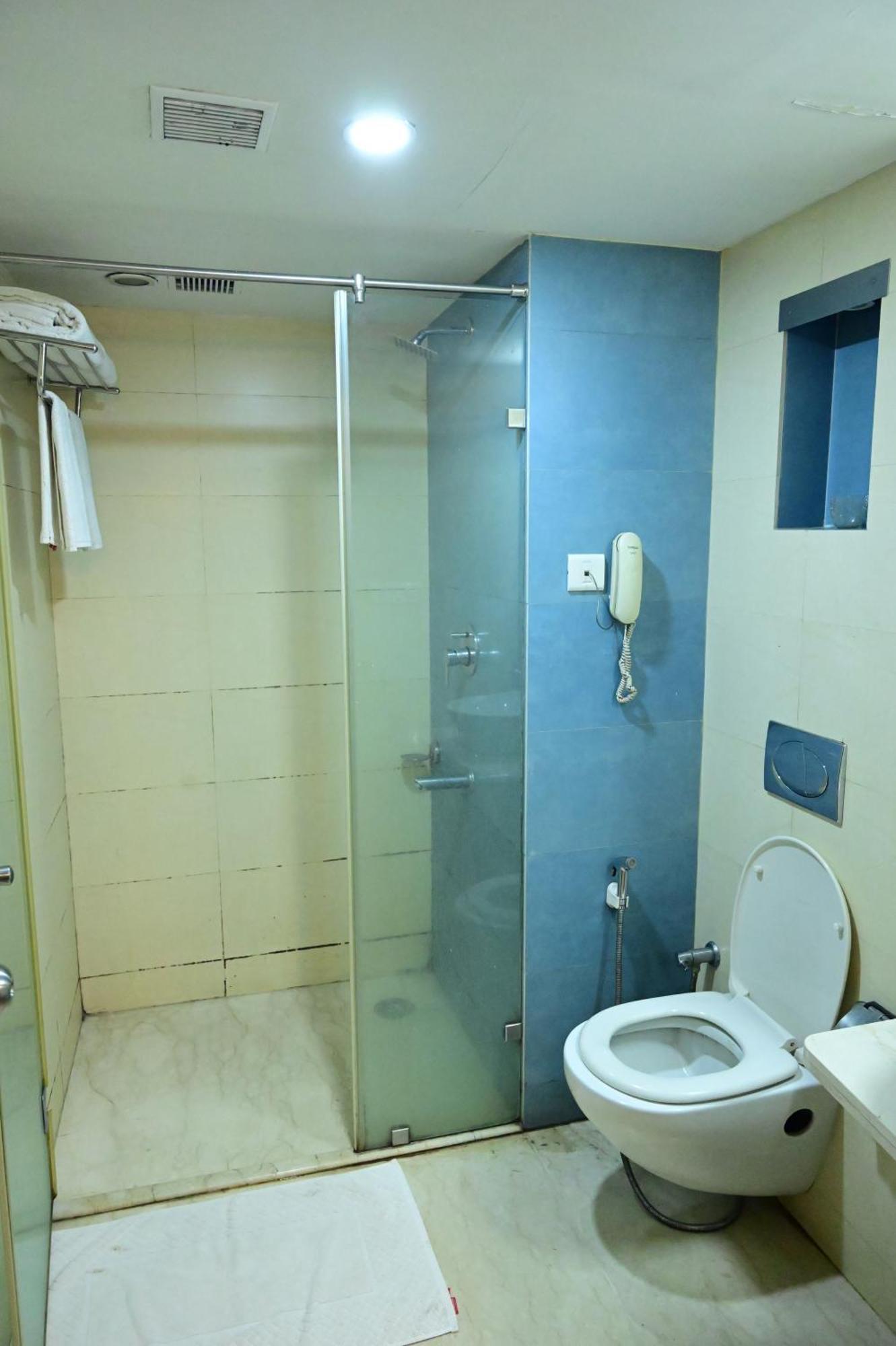 Octave The Horizon Comforts Hotel Bangalore