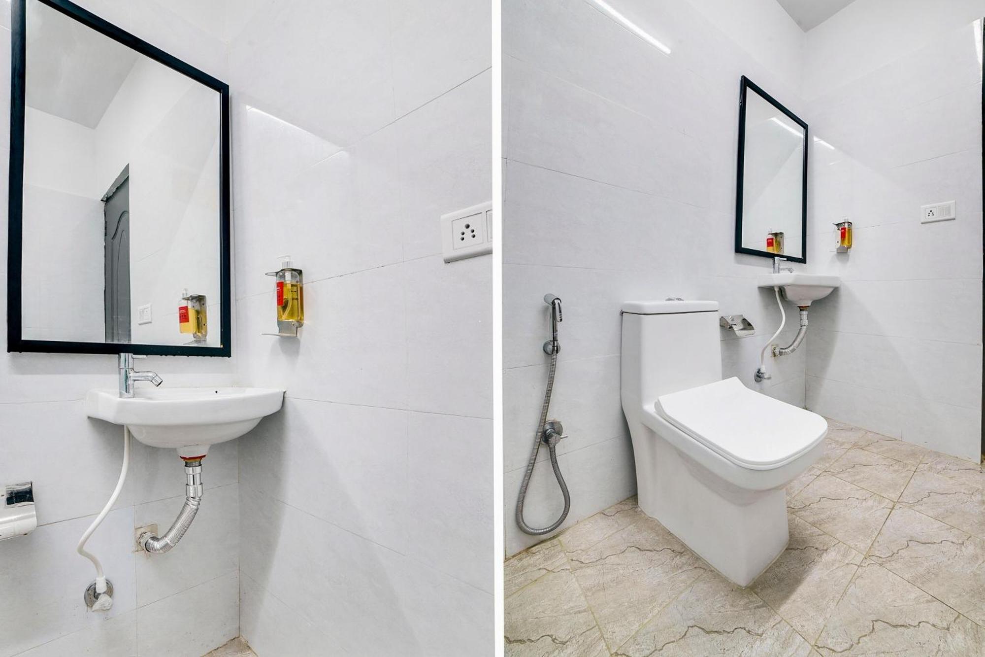 Townhouse Sarvar Hospitality Near Ascendas Park Square Mall 4* Bangalore