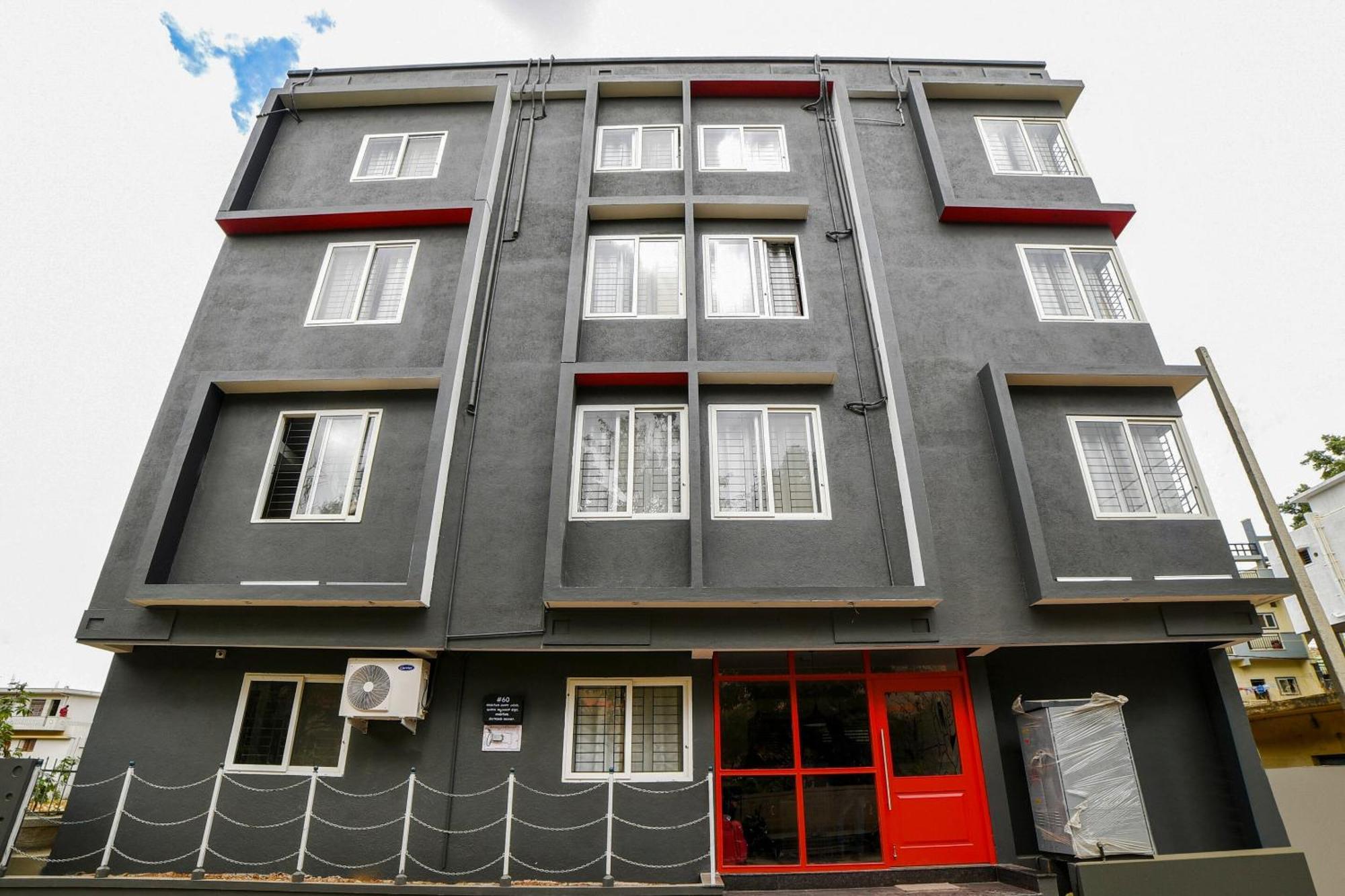 Townhouse Sarvar Hospitality Near Ascendas Park Square Mall Hotel
