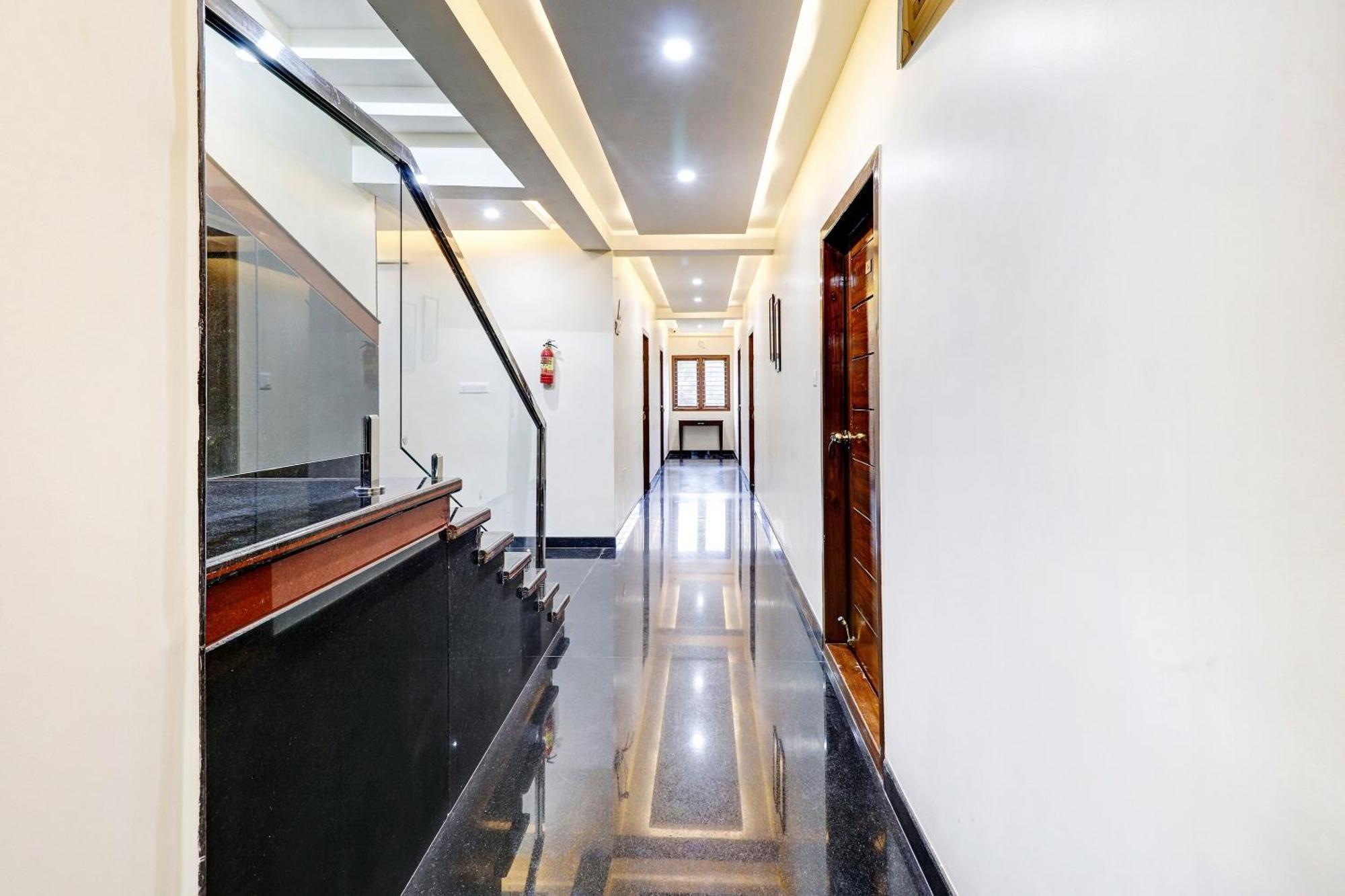 Capital O R R Residency Hotel 3*