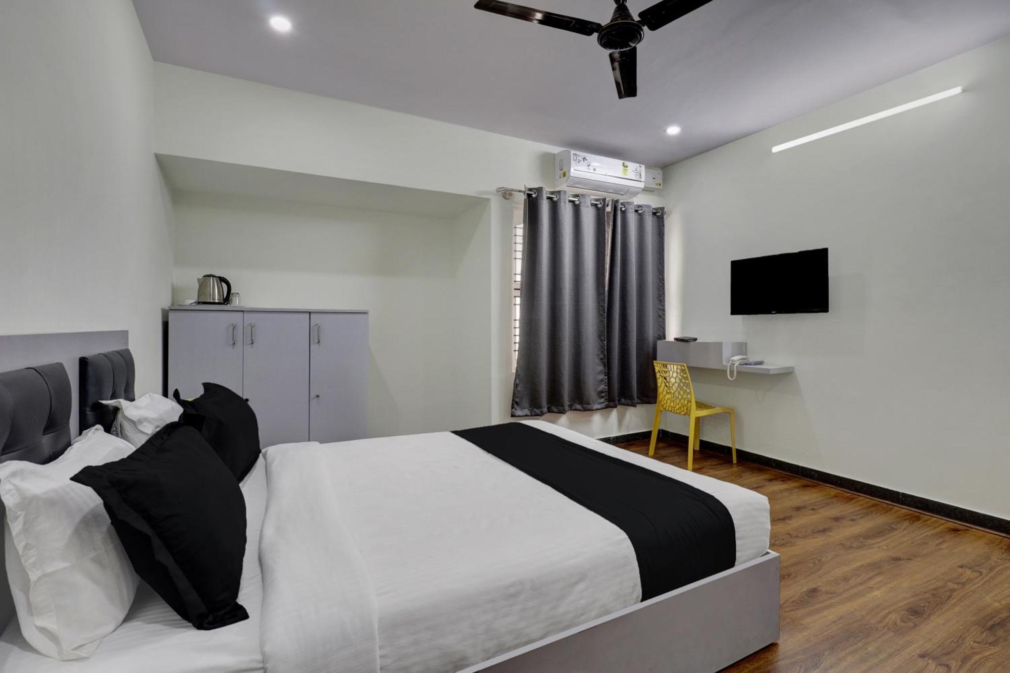 Collection O Ivory Pearl Hotel 3*