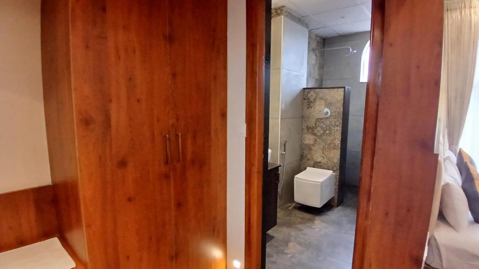 Pph Living Rajathagiri Palace Premium Hotel