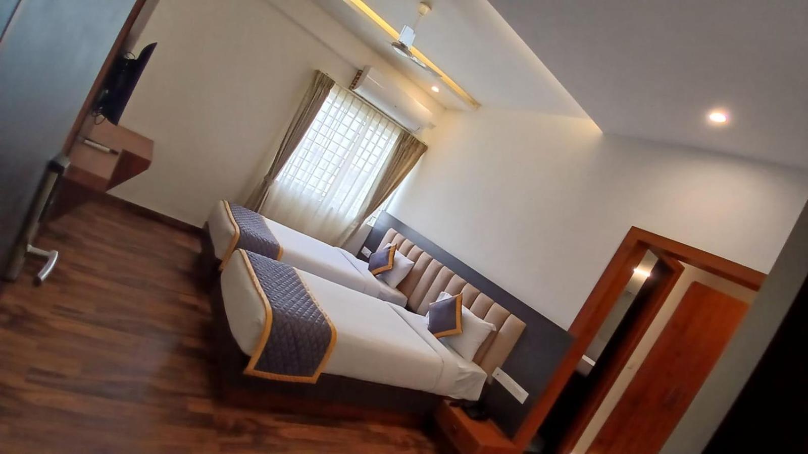 Pph Living Rajathagiri Palace Premium Hotel
