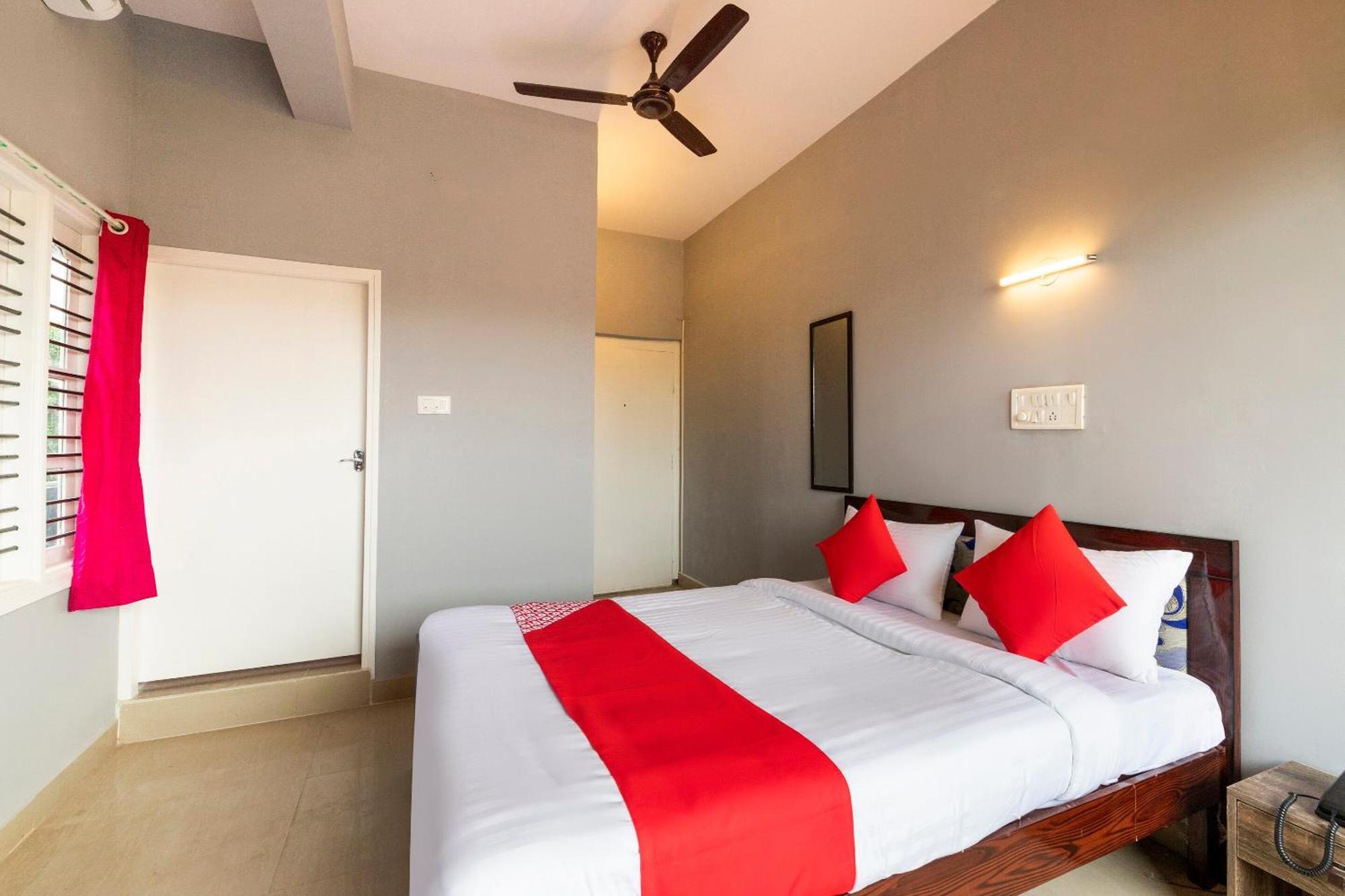 Hotel O Gold Inn Grey 4*