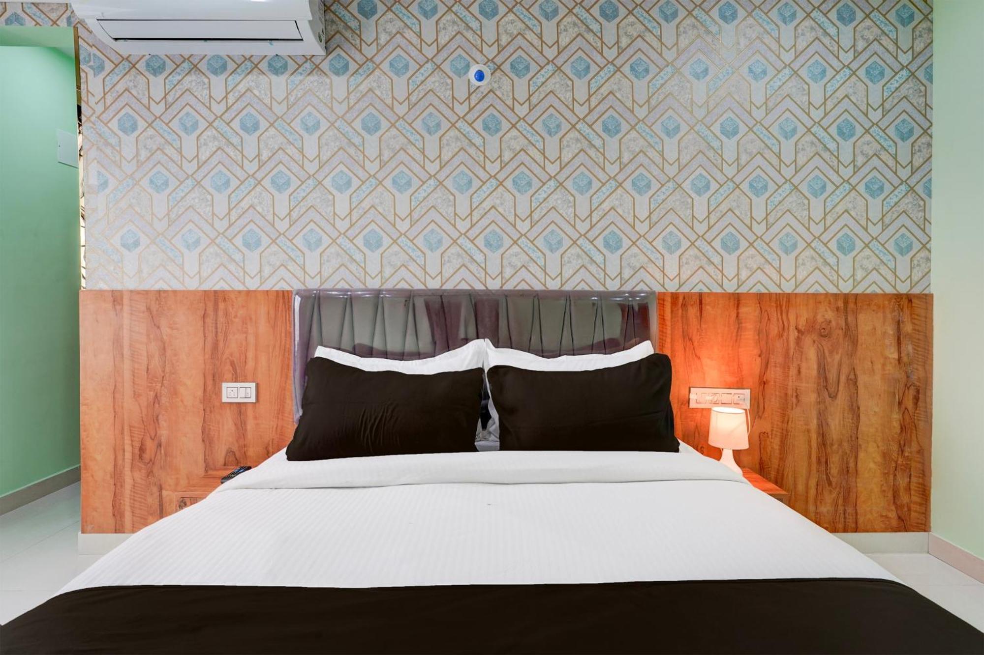 O Golden Comforts Hotel Bangalore