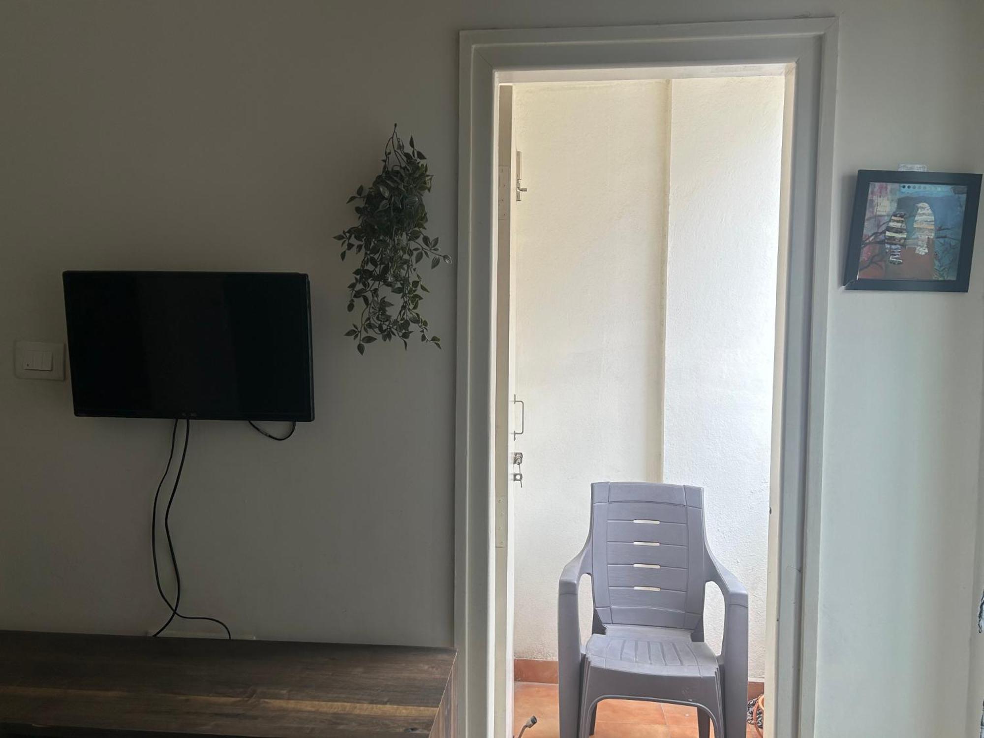 Comfy Haven In Whitefield Apartment