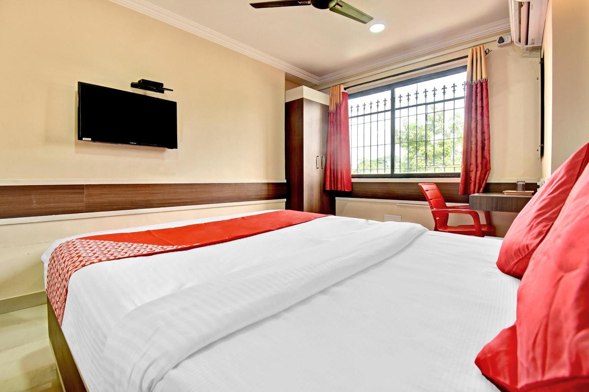 O Royal Wood Premier Hotel Bangalore