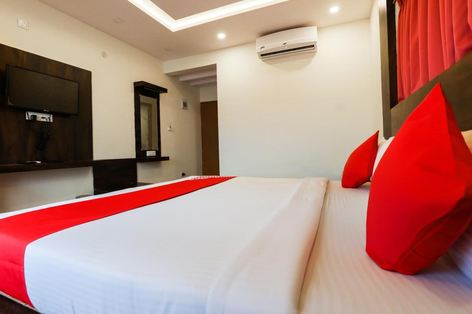 Hotel O Royal Wood Premier