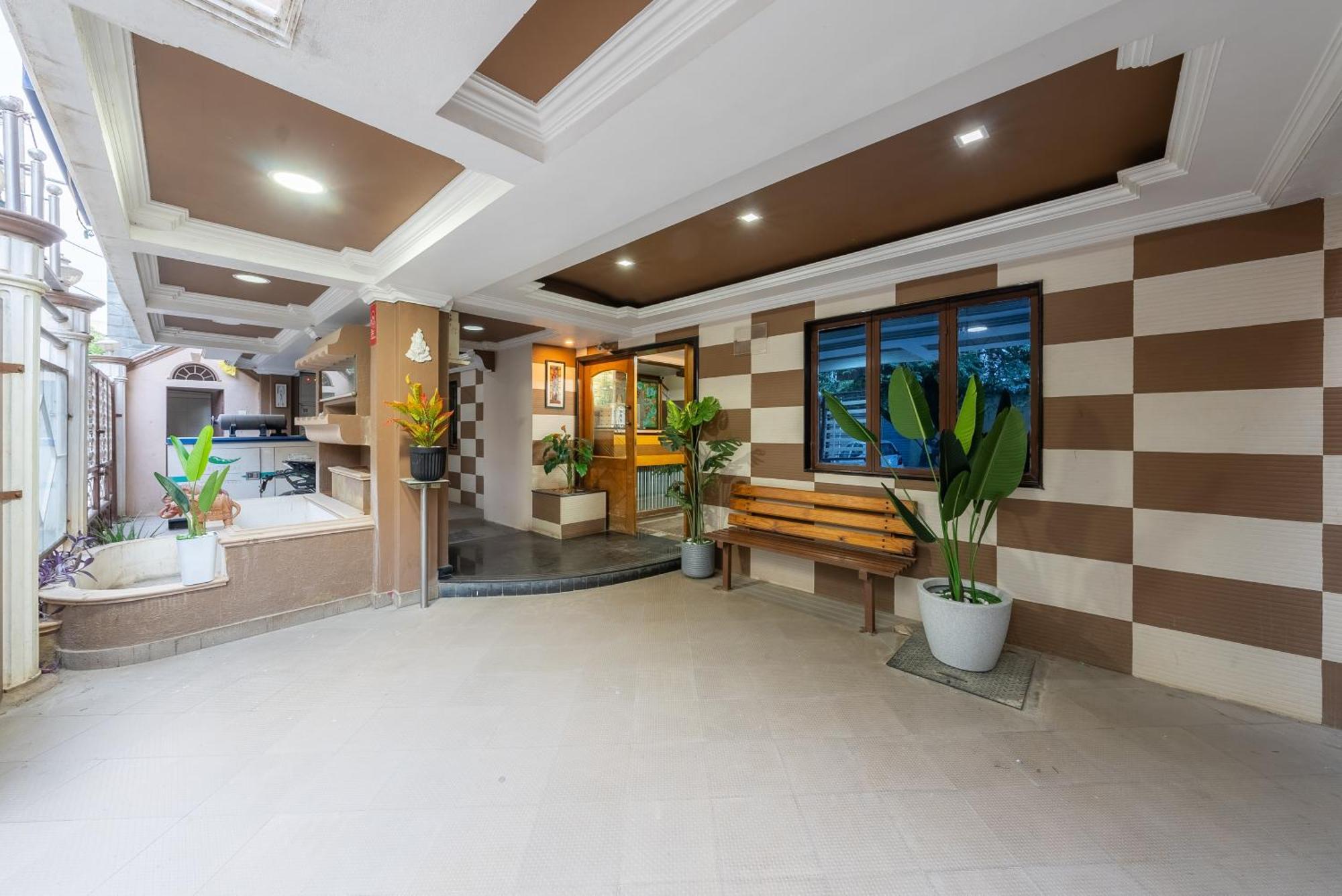 Hw Bali Indiranagar Bagmane Tech Park Bangalore