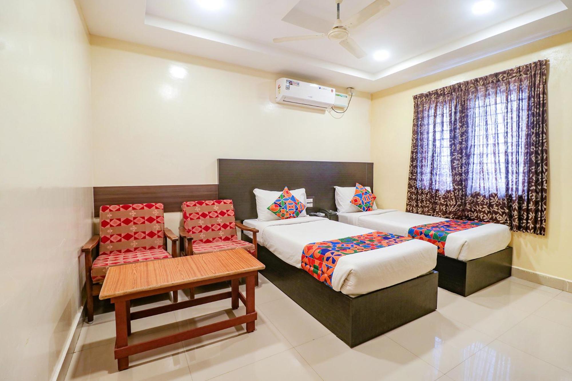 Fabhotel Champion Residency - Whitefield Main Road Hotel