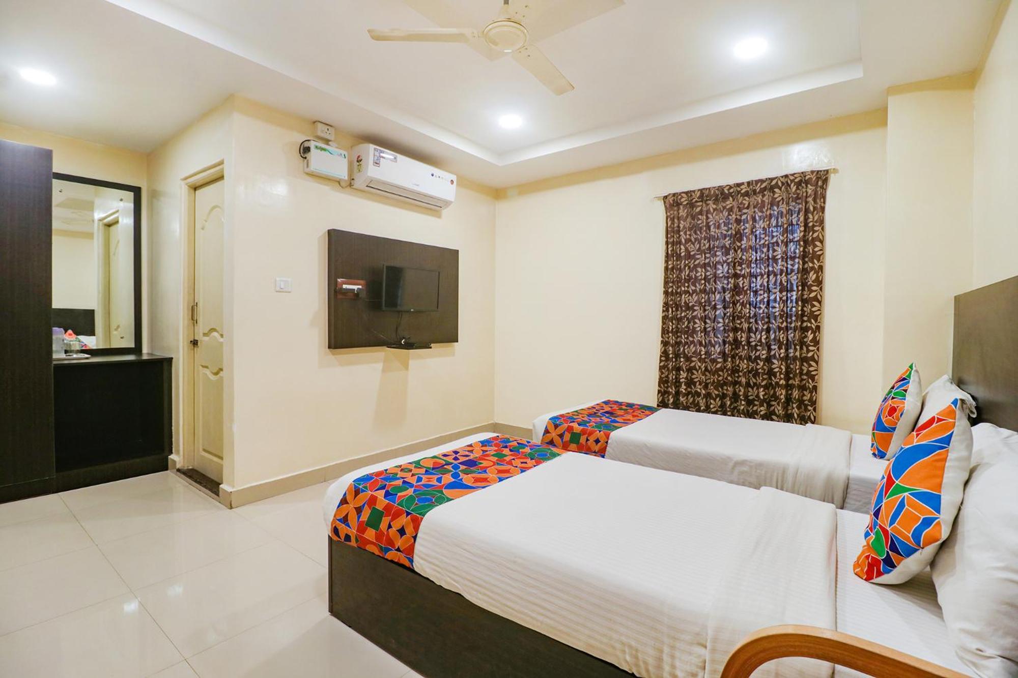 Hotel Fabhotel Champion Residency - Whitefield Main Road