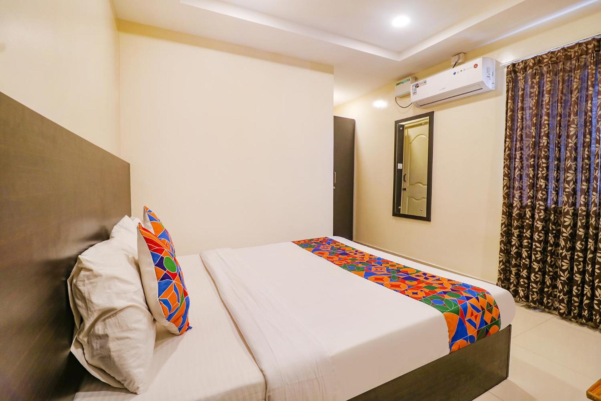 Fabhotel Champion Residency - Whitefield Main Road Hotel