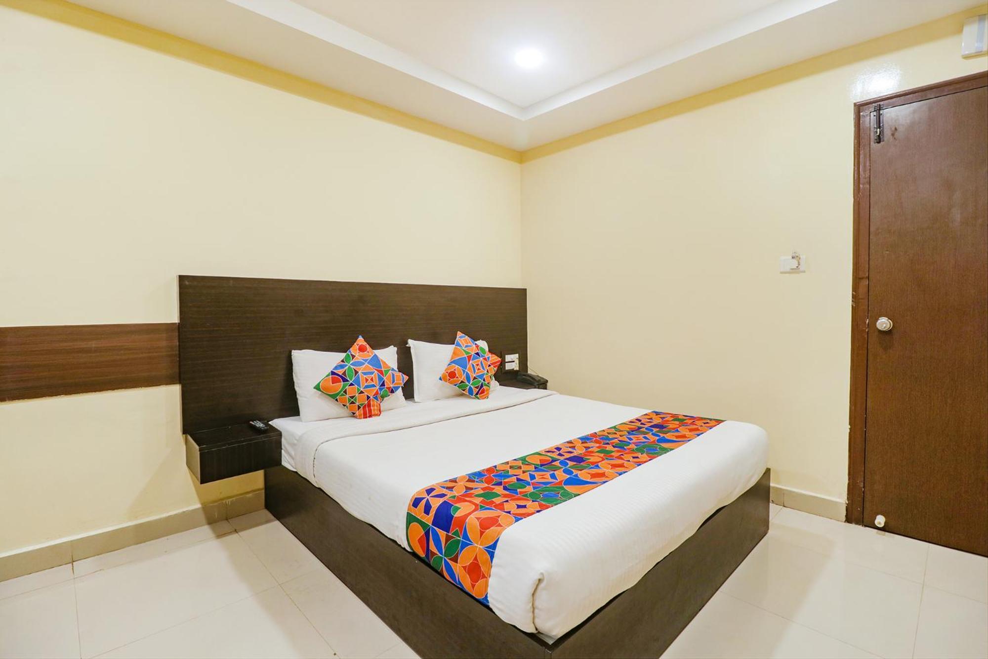 Hotel Fabhotel Champion Residency - Whitefield Main Road