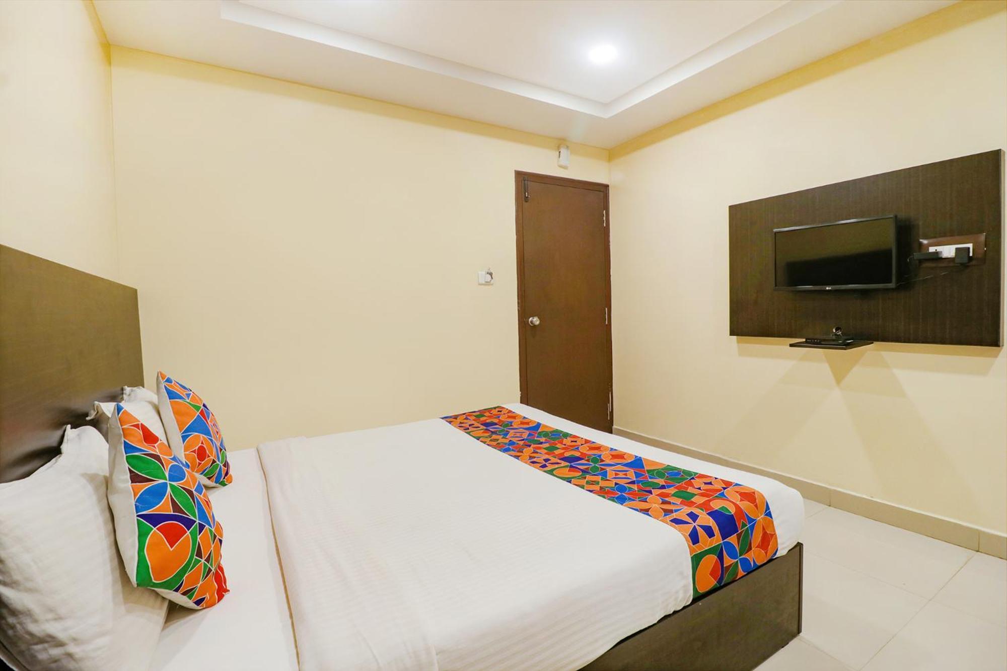 Fabhotel Champion Residency - Whitefield Main Road 3*