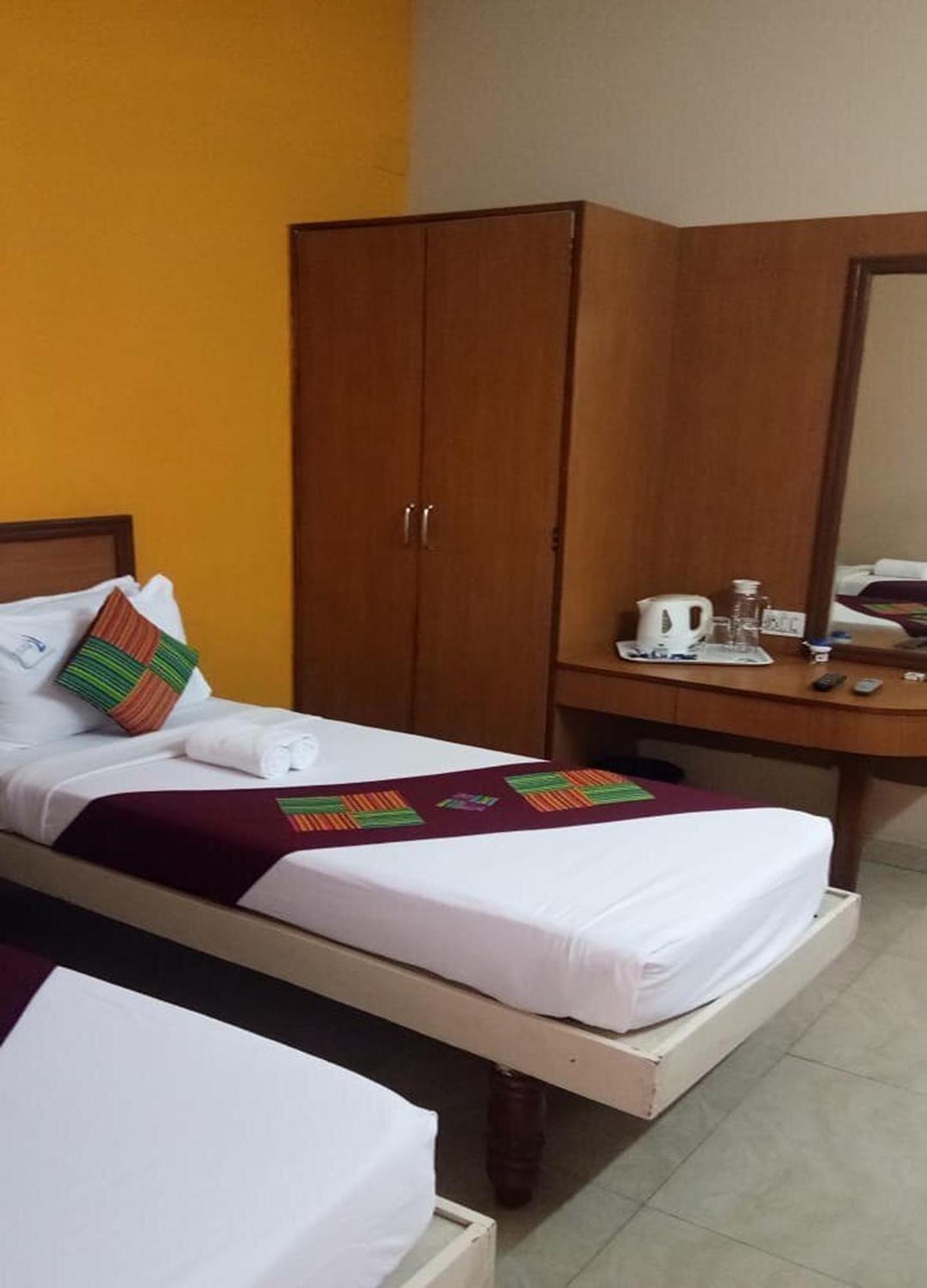 Akshara Regency, Yeshwanthpur Hotel 2*