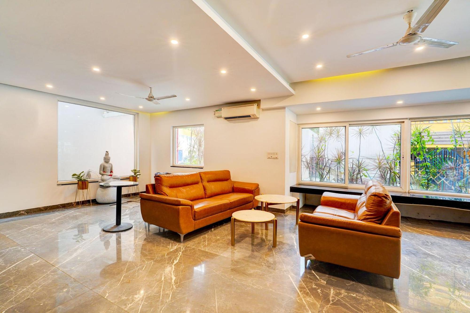Hotel Super Townhouse Hebbal Bhadrappa Layout 4*