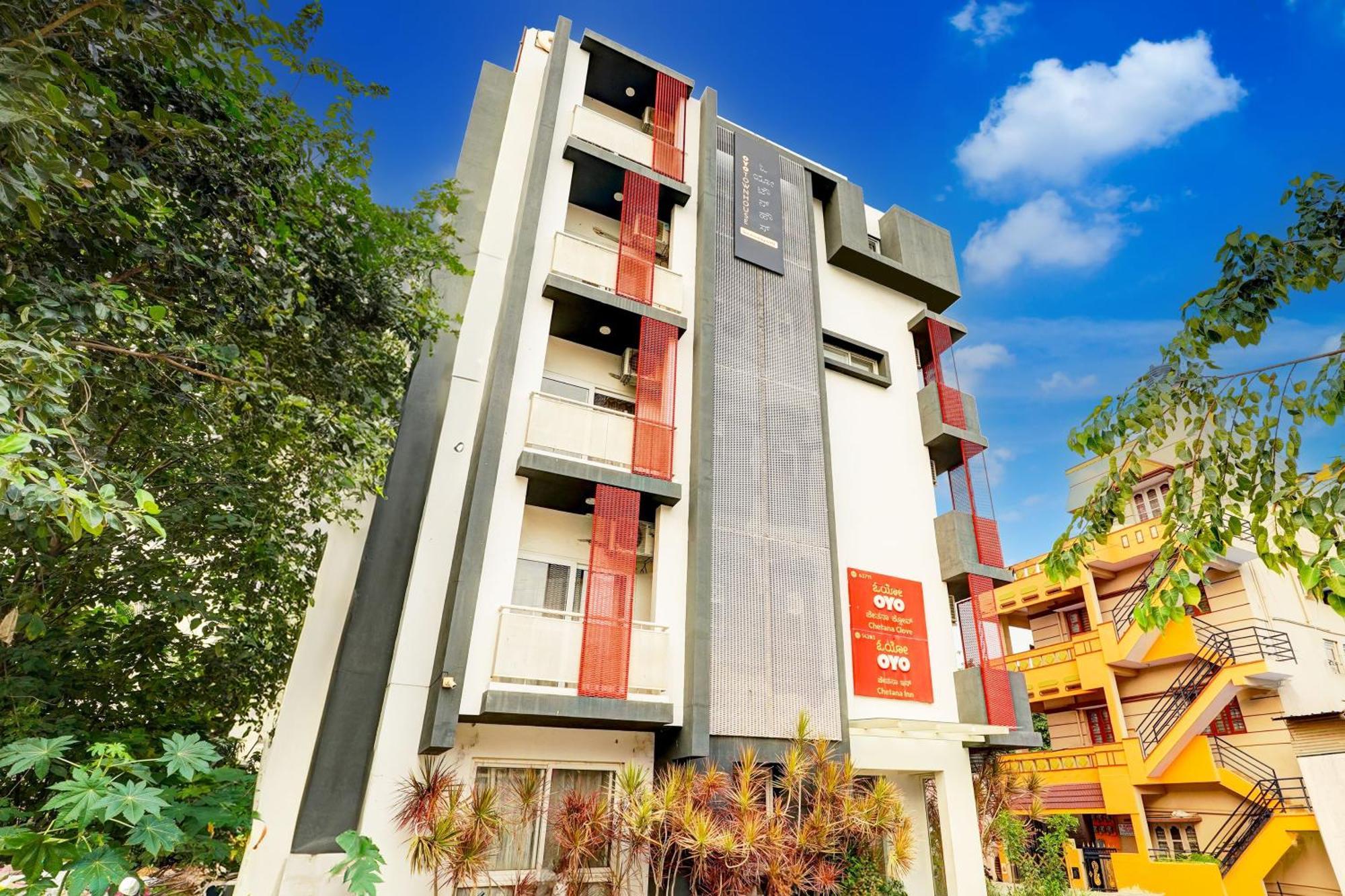 Super Townhouse Hebbal Bhadrappa Layout Hotel 4*