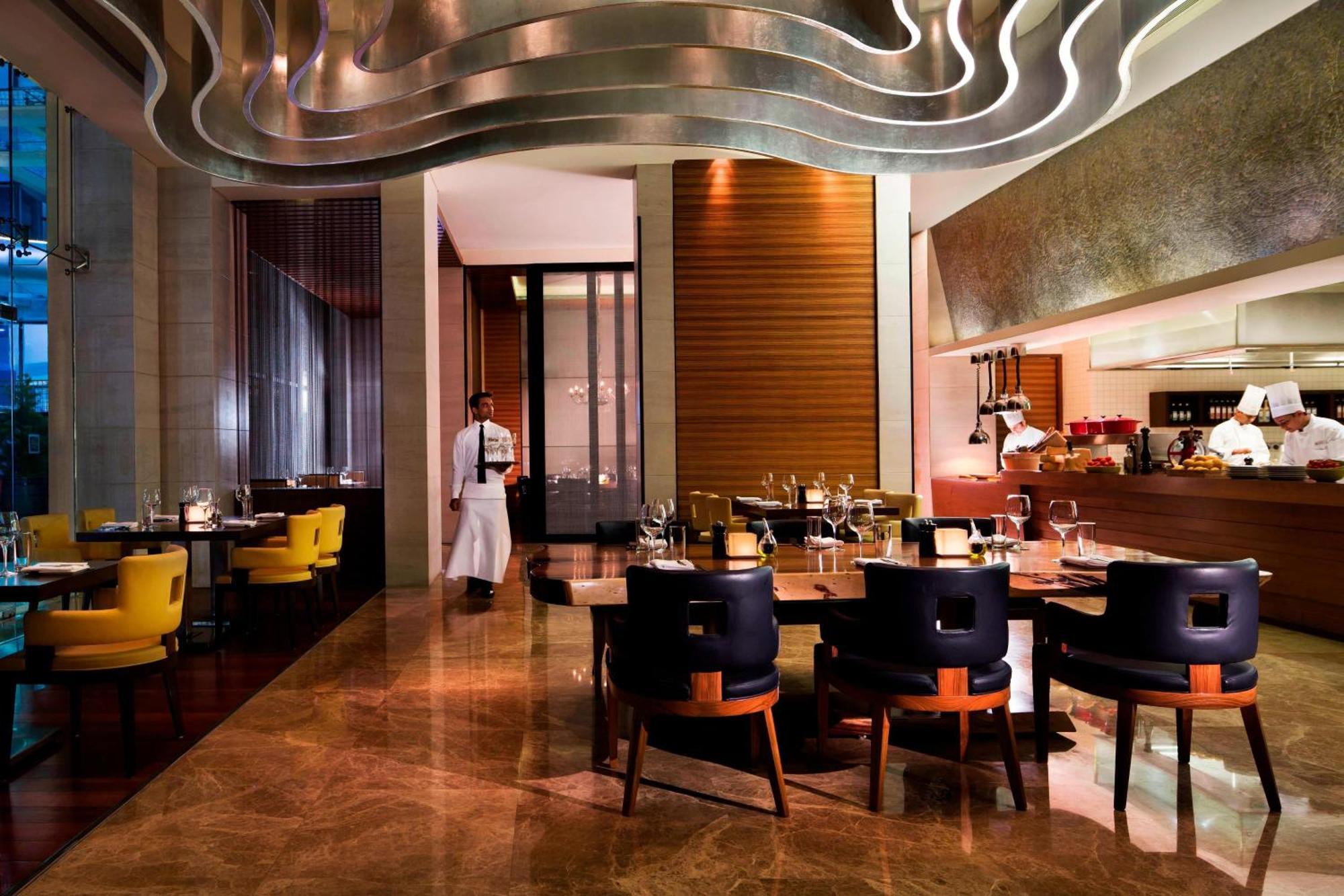 Marriott Whitefield Hotel 5*