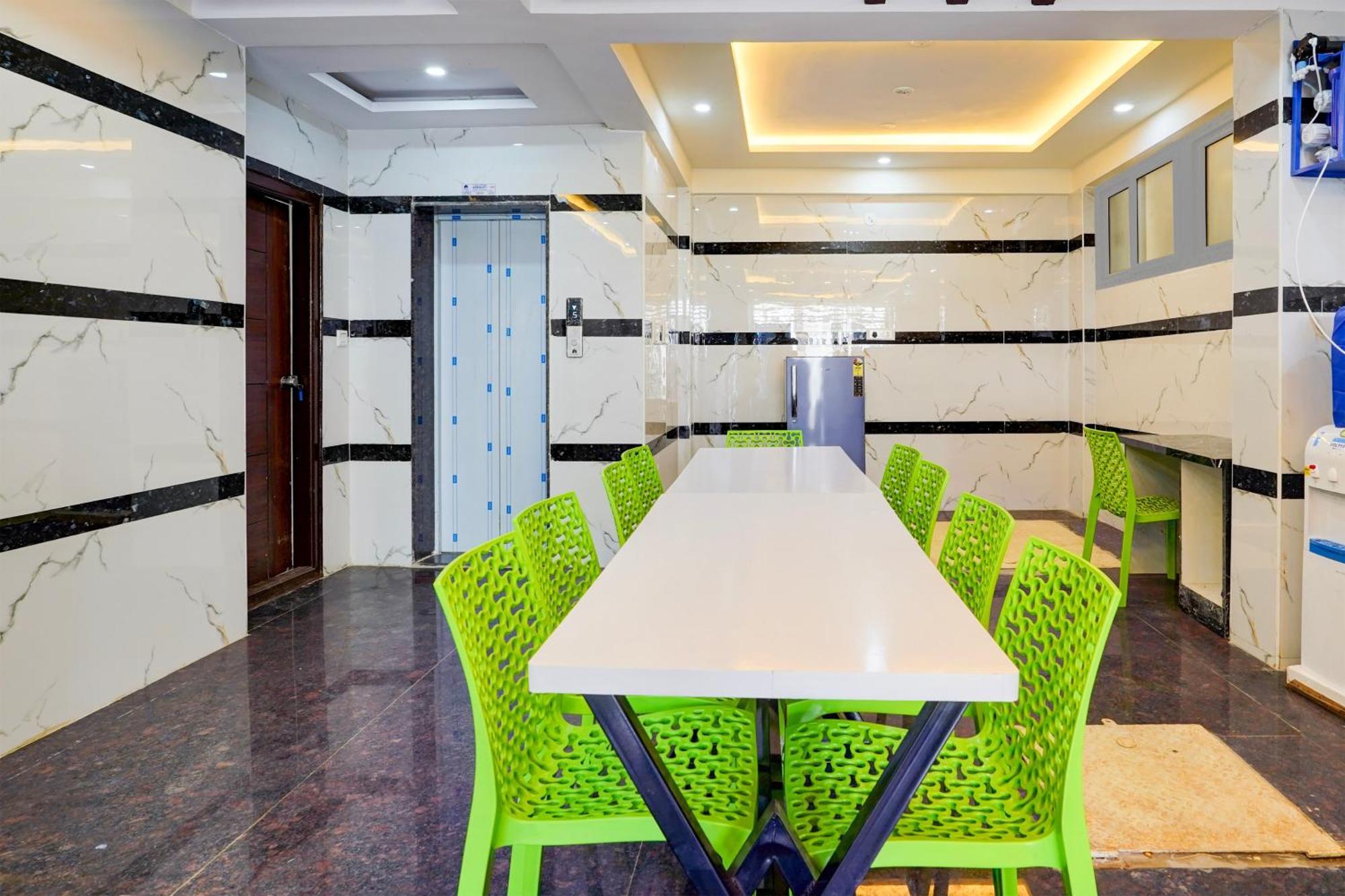 Apartment Spot On Gnc Enclave