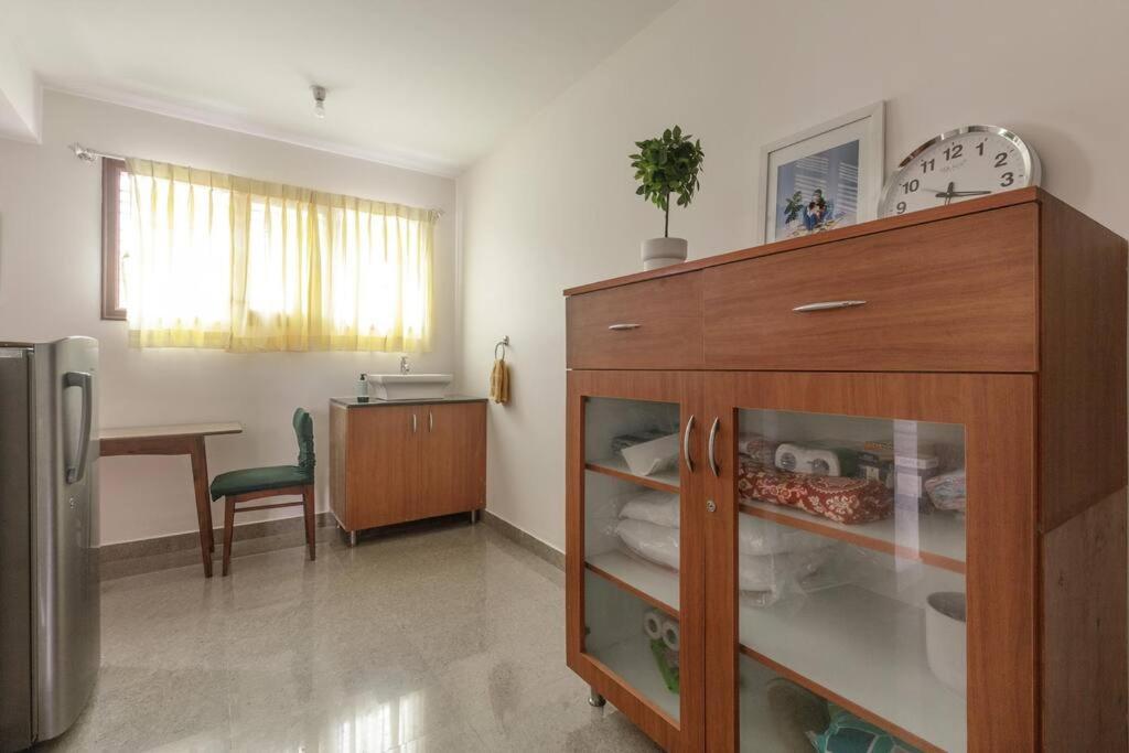 #09 Close To Aster Cmi, Manipal, Hebbal Apartment Bangalore