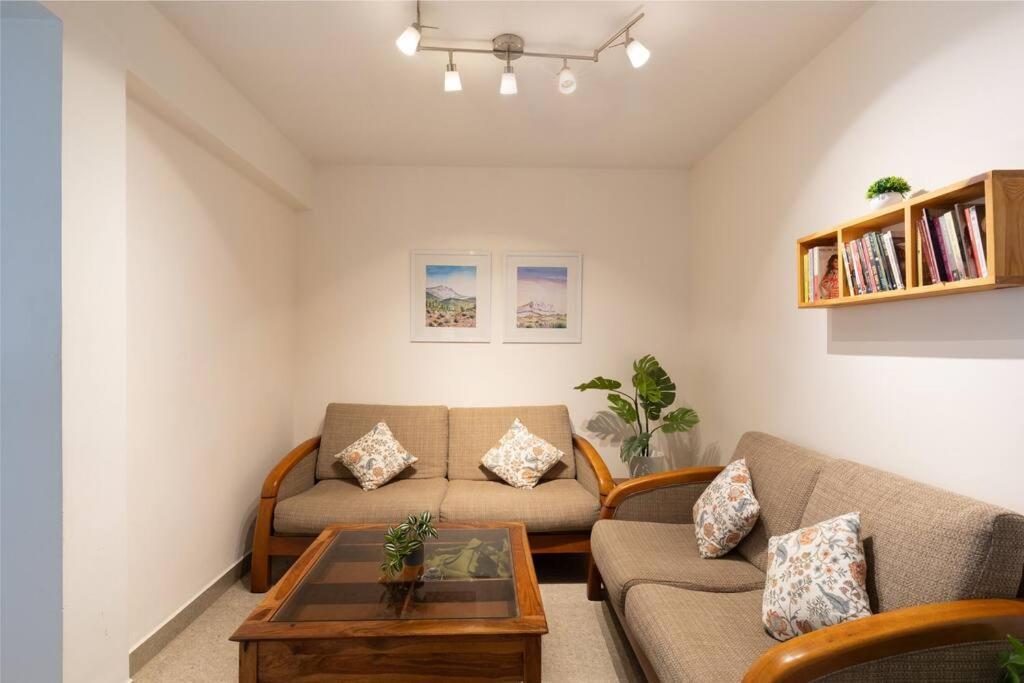 #09 Close To Aster Cmi, Manipal, Hebbal Apartment Bangalore