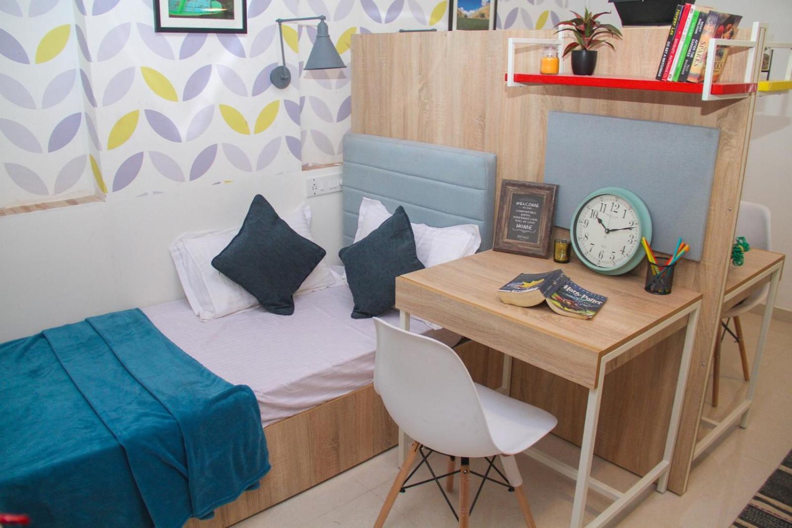 C-suites Horwich Bangalore