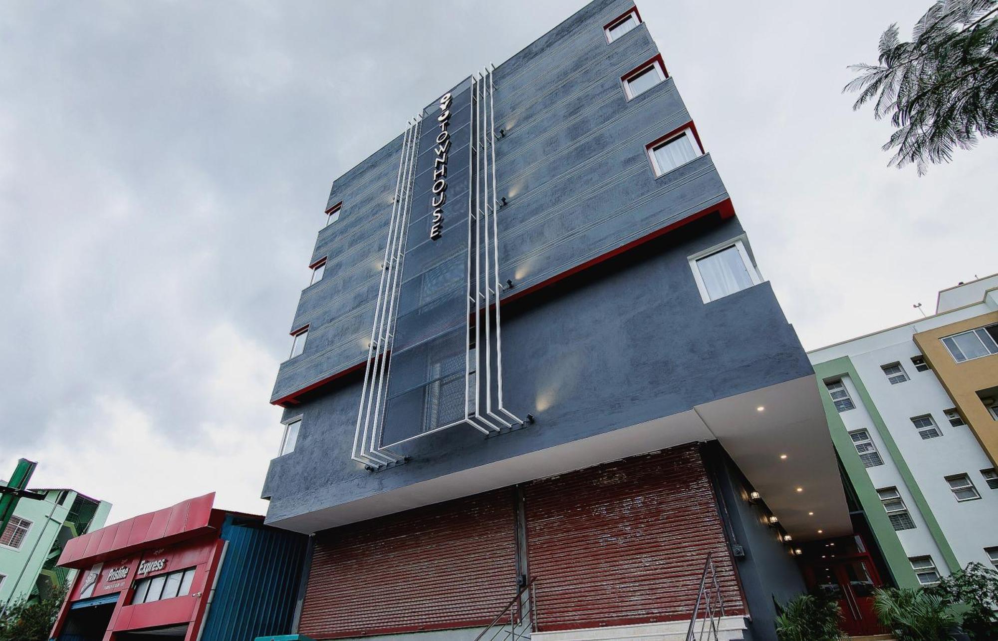 Hotel Townhouse Global Wings Near Sri Amruth Chithra Mandira Bangalore