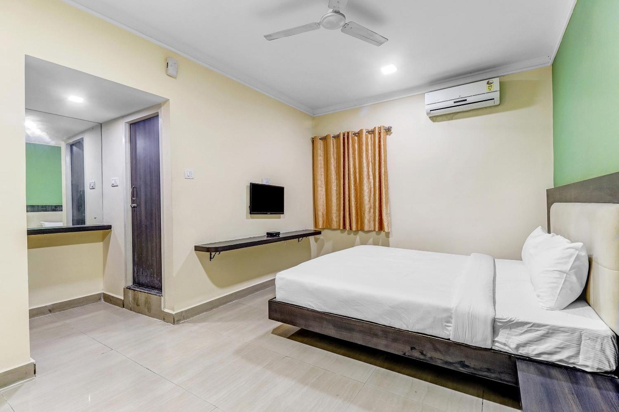 Collection O Vijaya Lakshmi Residency Hotel