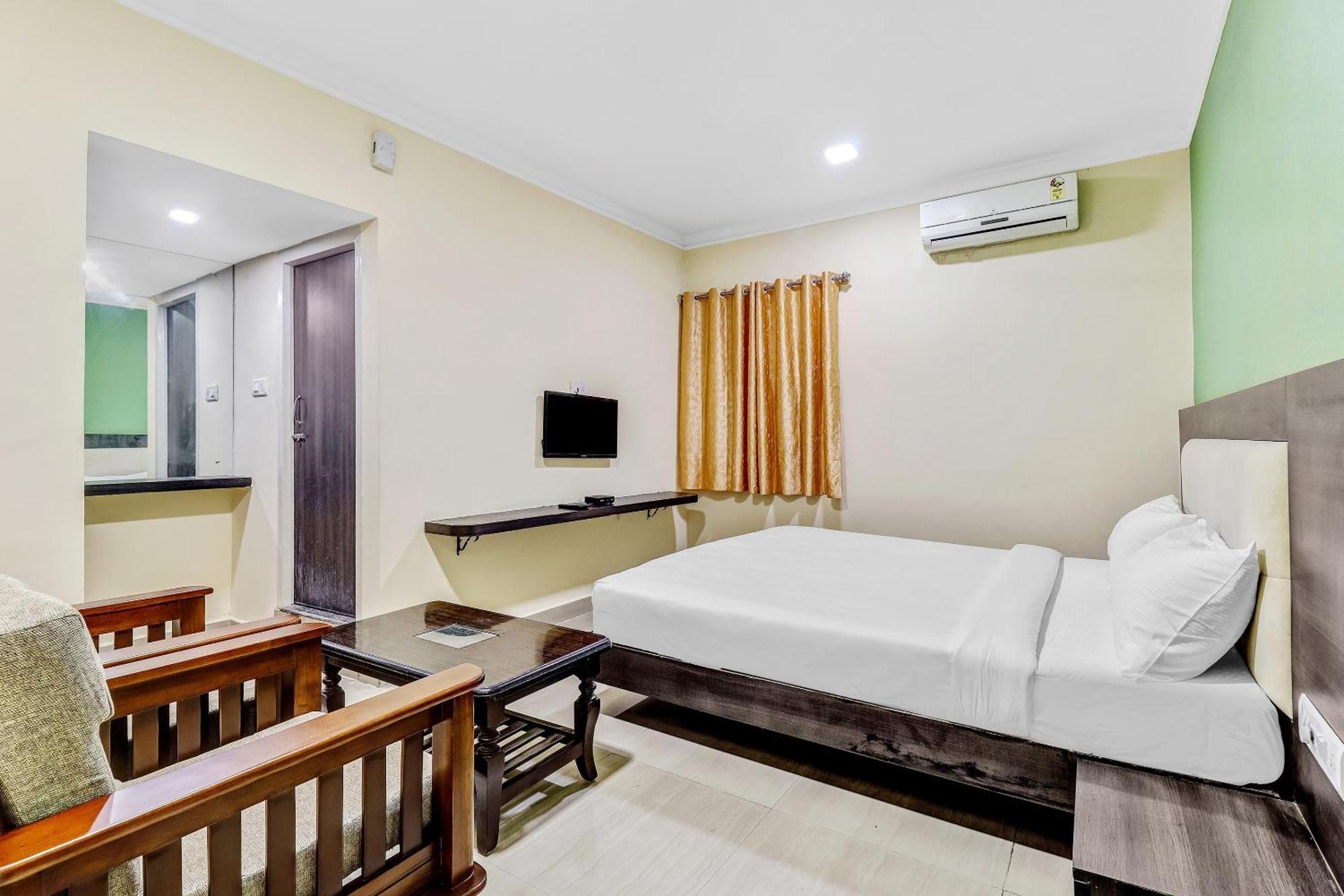Hotel Collection O Vijaya Lakshmi Residency