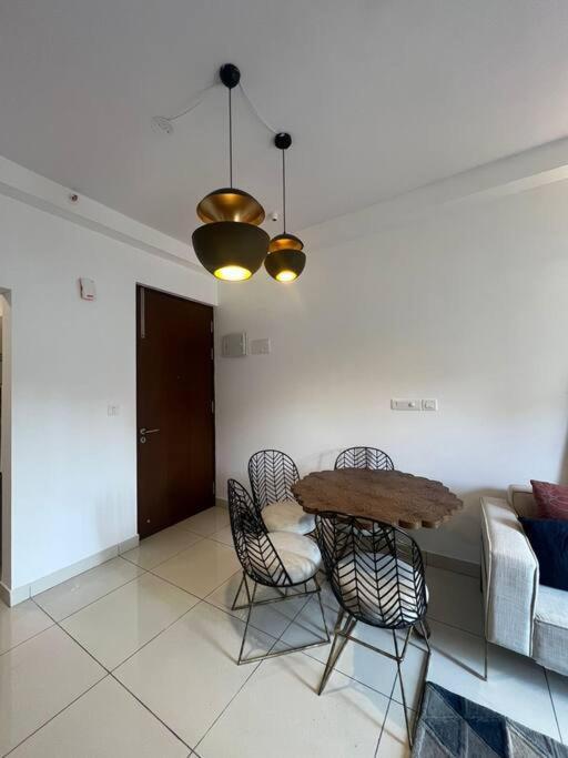 Apartment Chic 1bhk In Yeshwantpur-ikea Bangalore