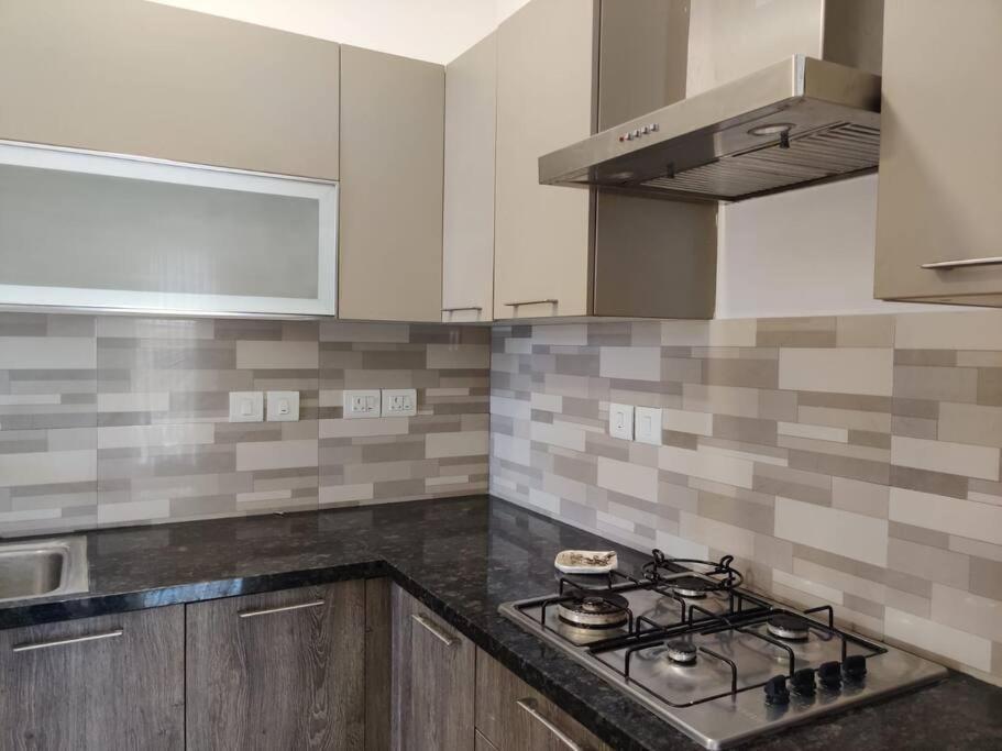 Chic 1bhk In Yeshwantpur-ikea