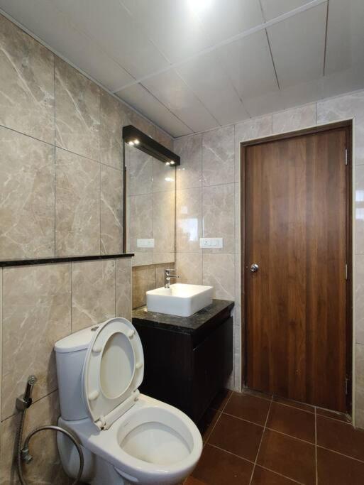 Apartment Chic 1bhk In Yeshwantpur-ikea