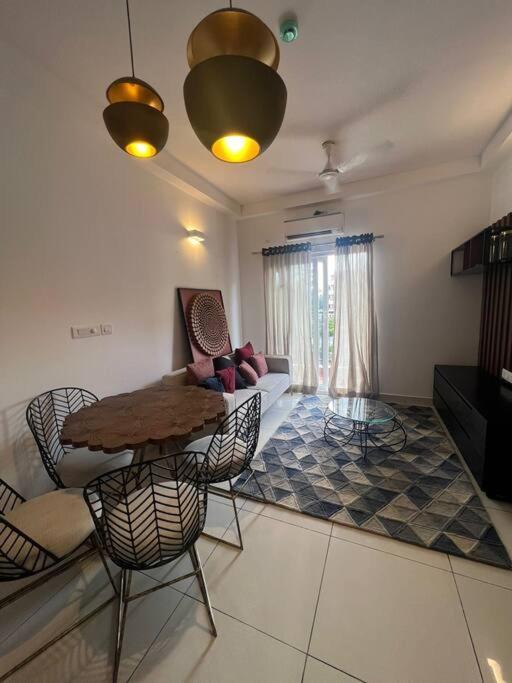Chic 1bhk In Yeshwantpur-ikea Apartment *