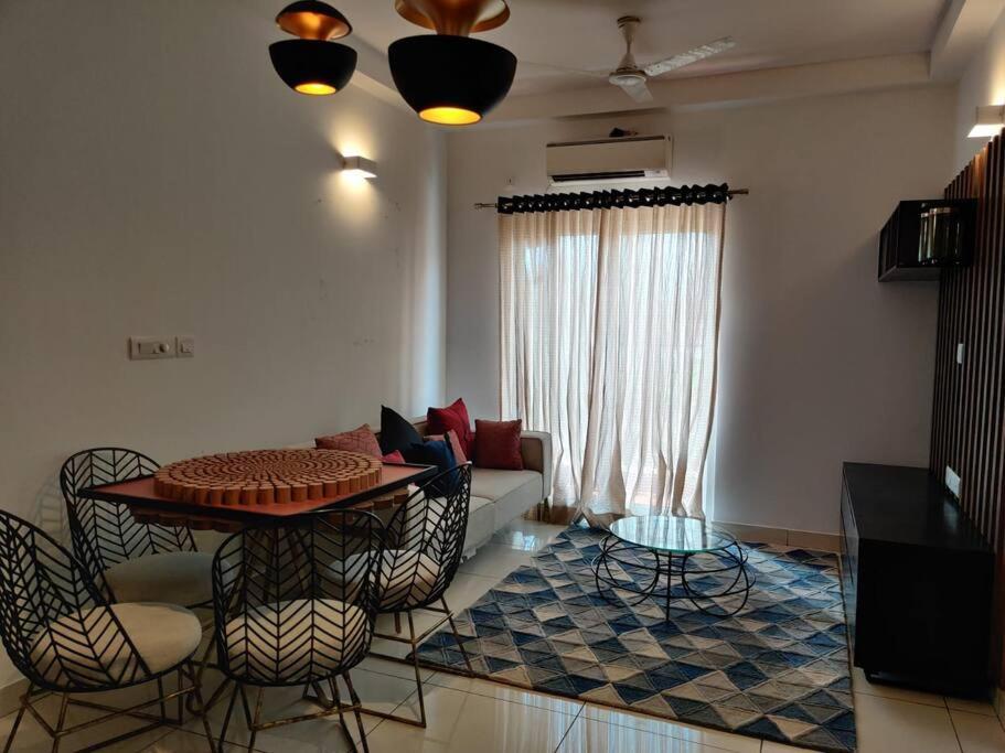 Chic 1bhk In Yeshwantpur-ikea *