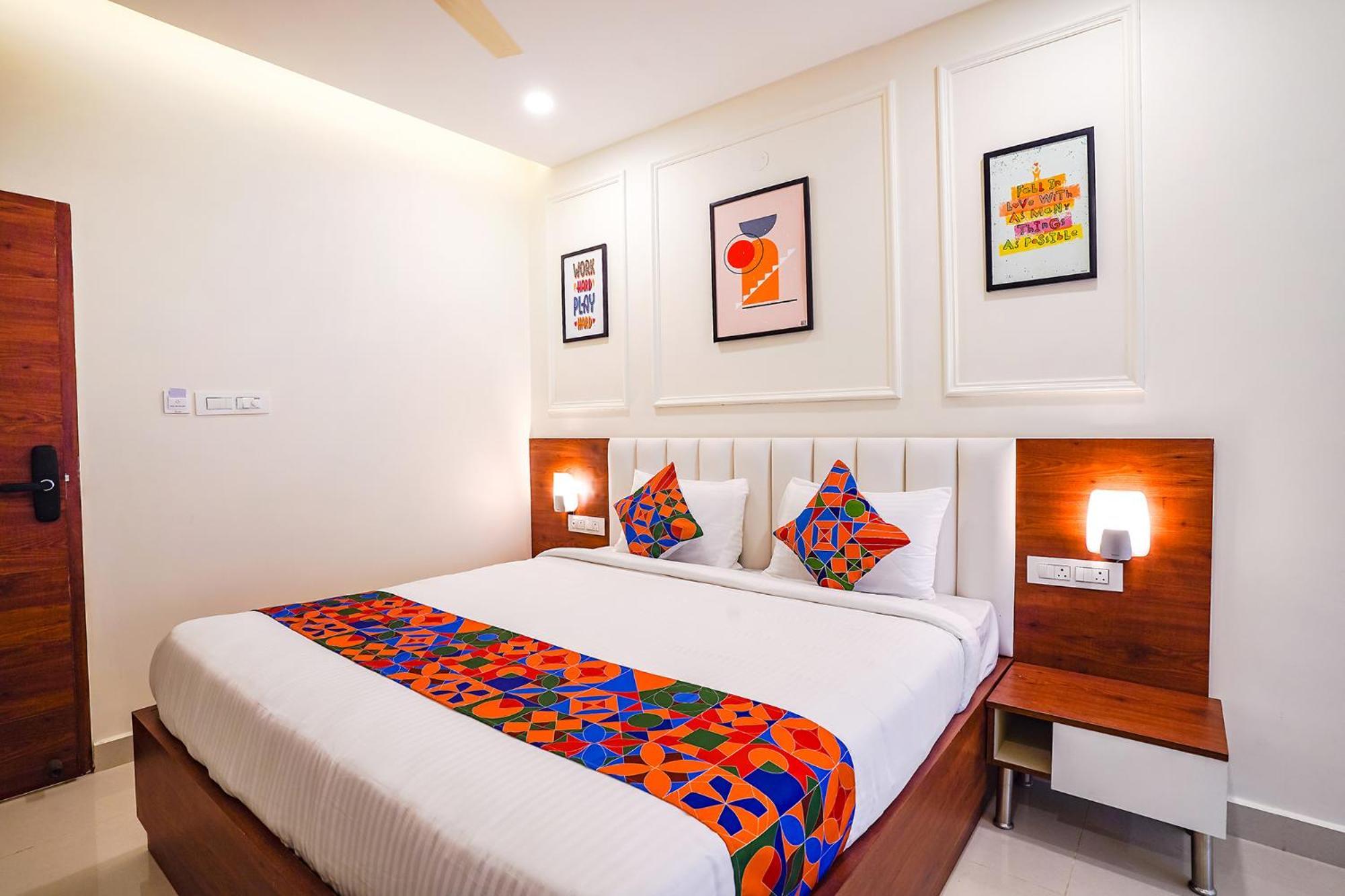 Hotel Fabhotel Memories 3*