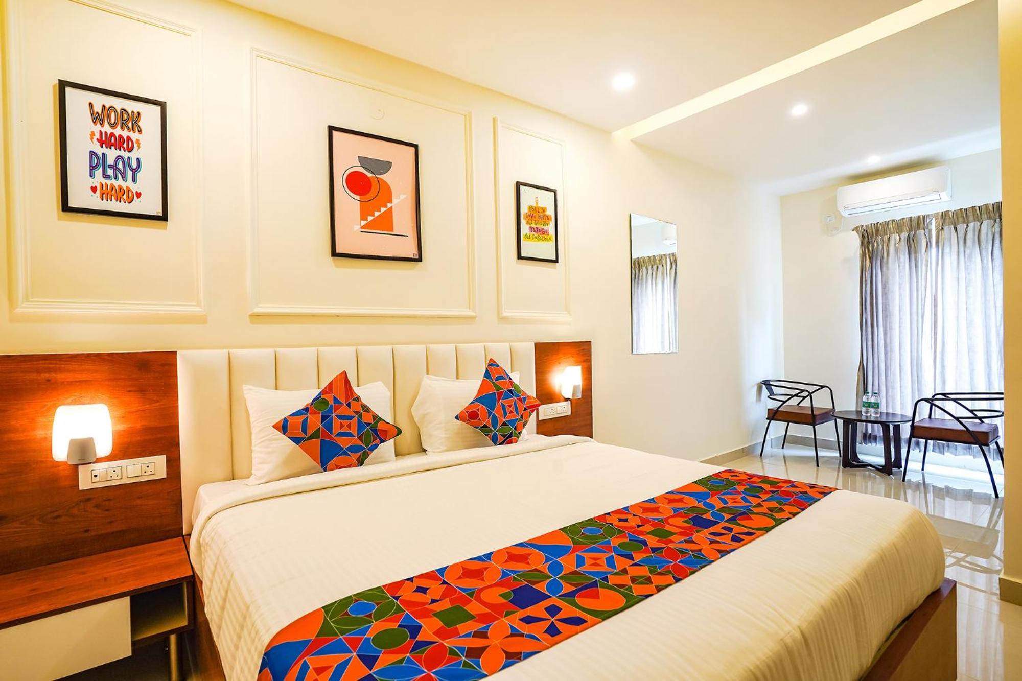 Hotel Fabhotel Memories 3*