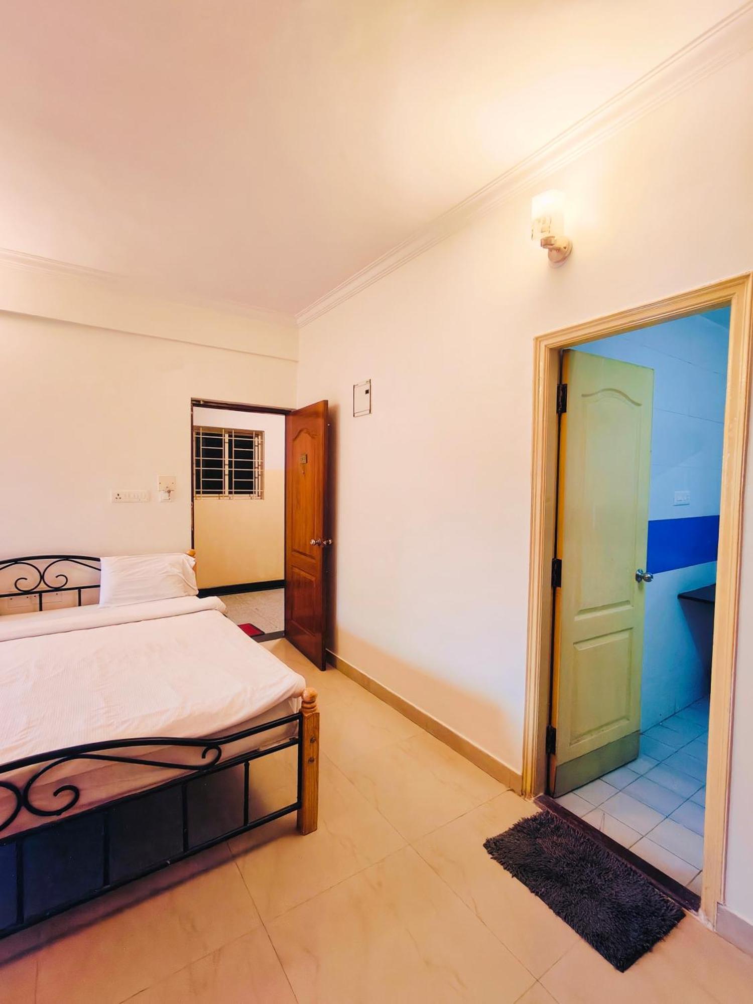 Hotel Kings Palace Grounds Bangalore