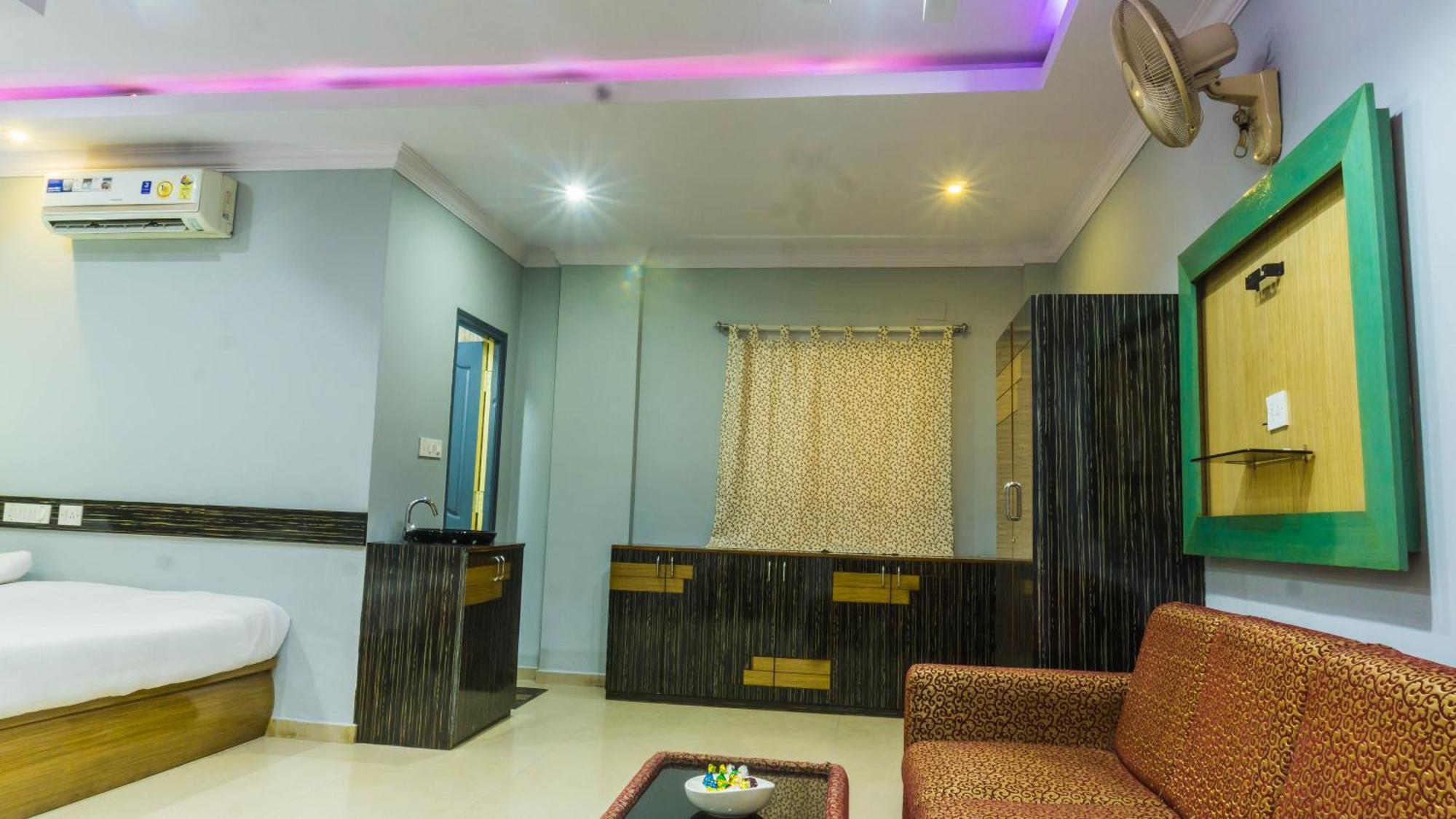 Local Square Koramangala Aparthotel